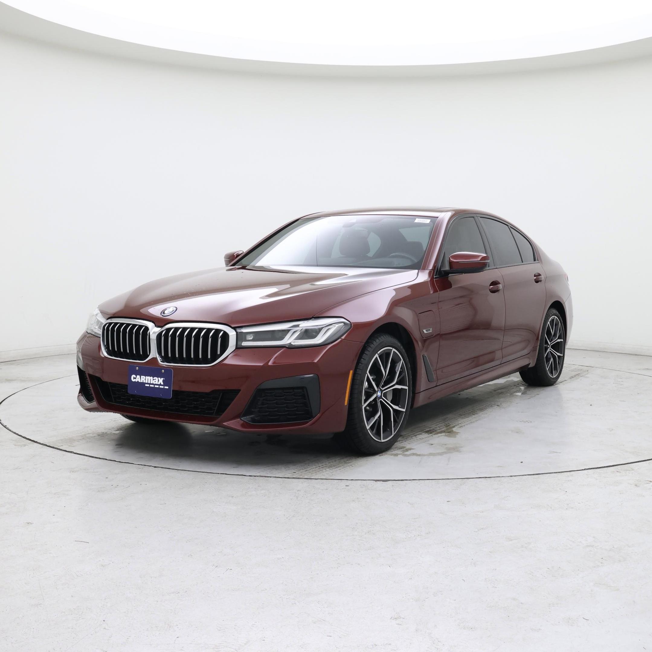 Thumbnail: 2023 BMW 5 Series - 4