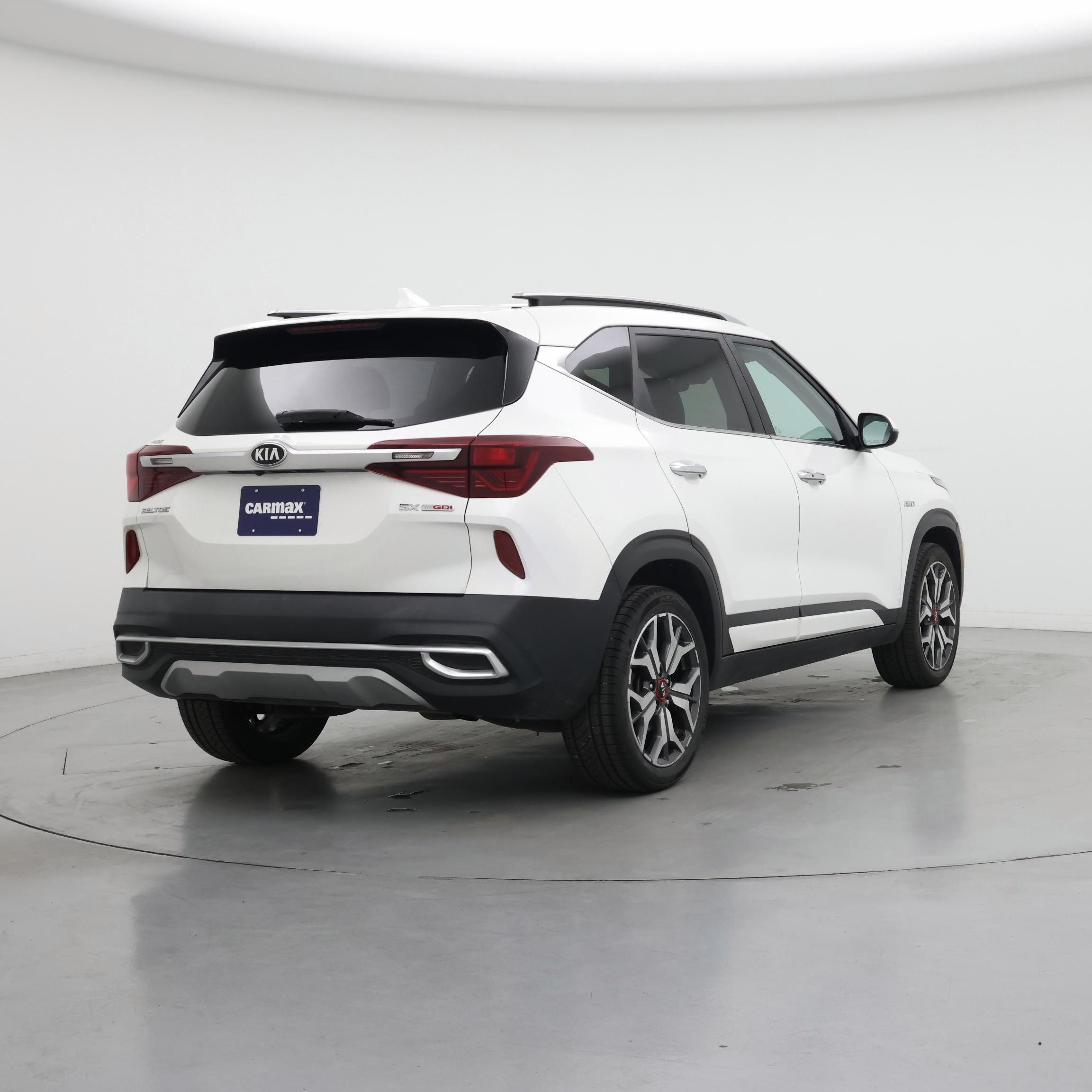 Thumbnail: 2021 Kia Seltos - 8