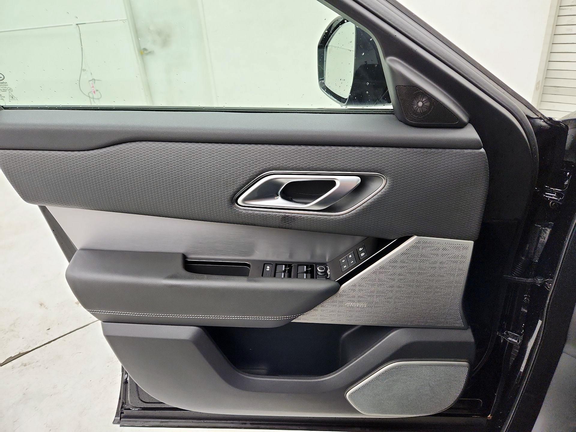 Thumbnail: 2021 Land Rover Range Rover Velar - 12