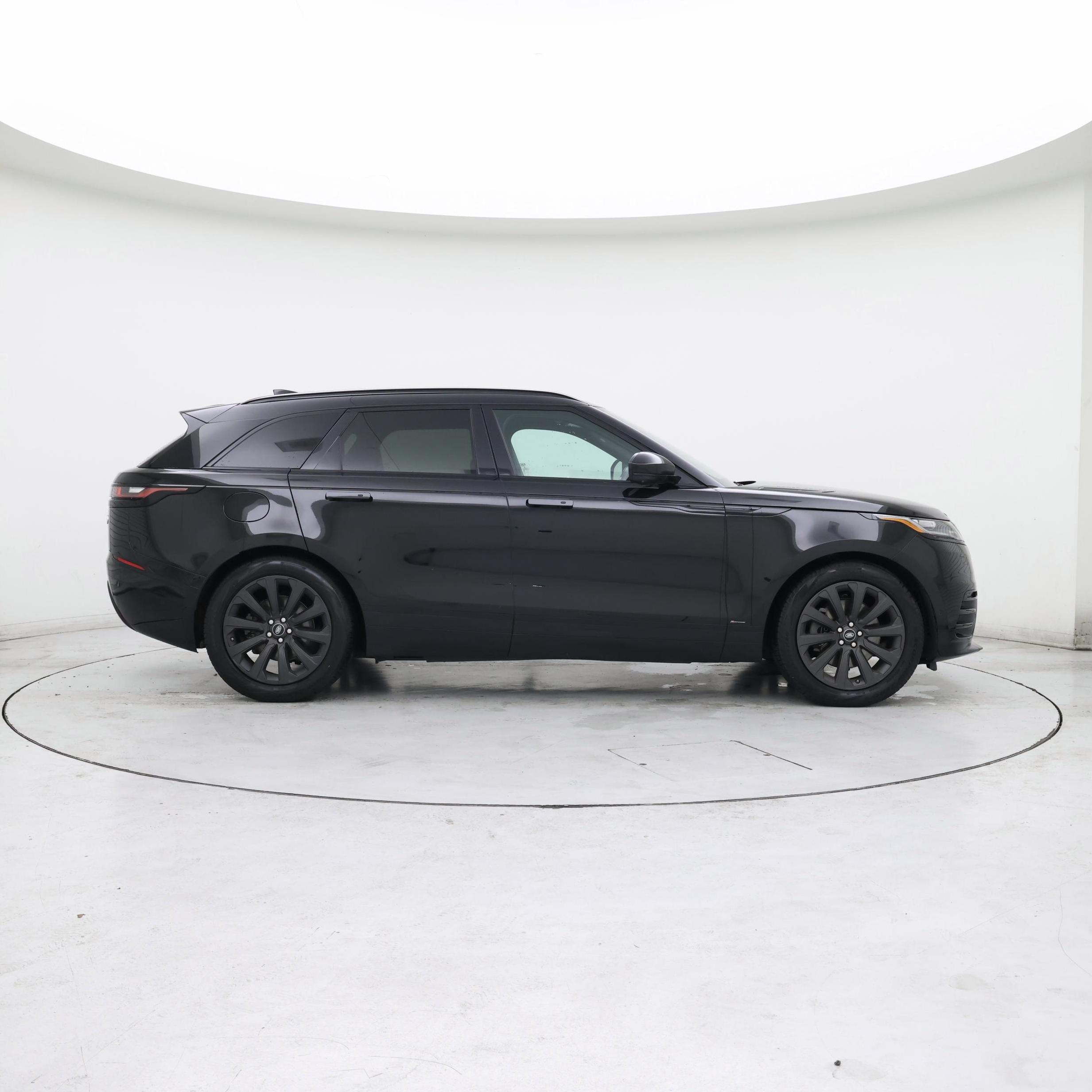 Thumbnail: 2021 Land Rover Range Rover Velar - 7