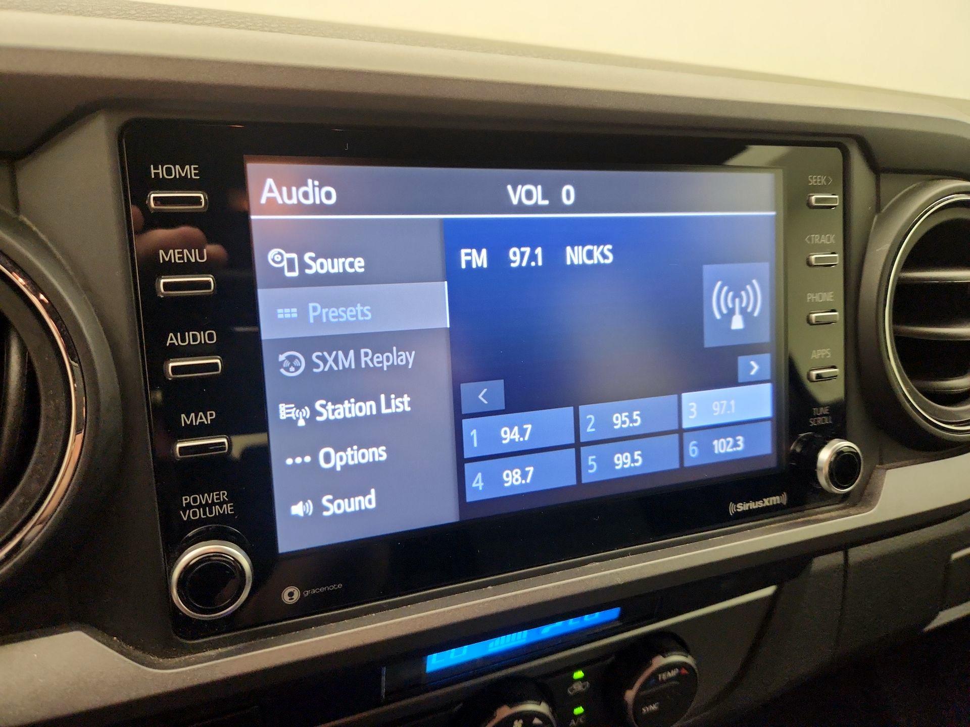 Thumbnail: 2023 Toyota Tacoma - 15