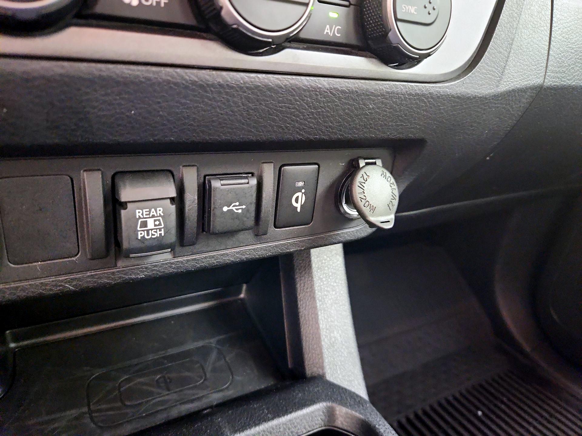 Thumbnail: 2023 Toyota Tacoma - 18