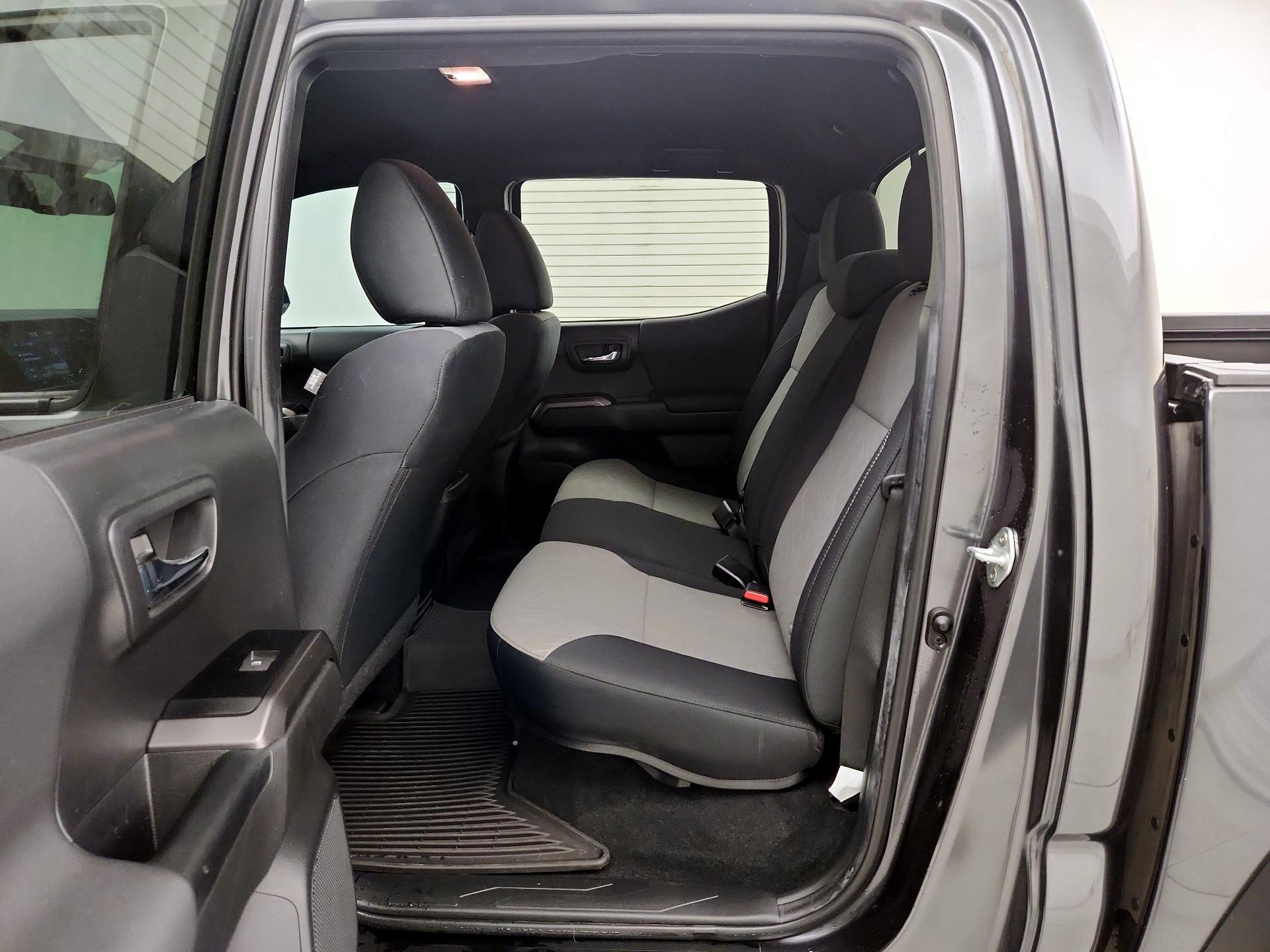 Thumbnail: 2023 Toyota Tacoma - 19