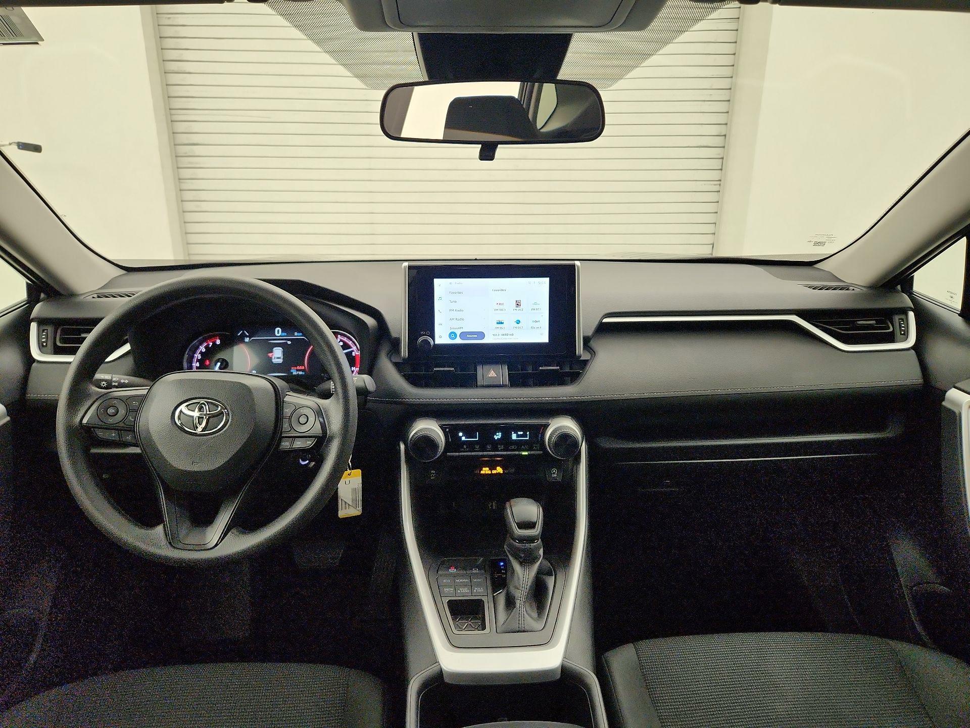 Thumbnail: 2024 Toyota RAV4 - 9