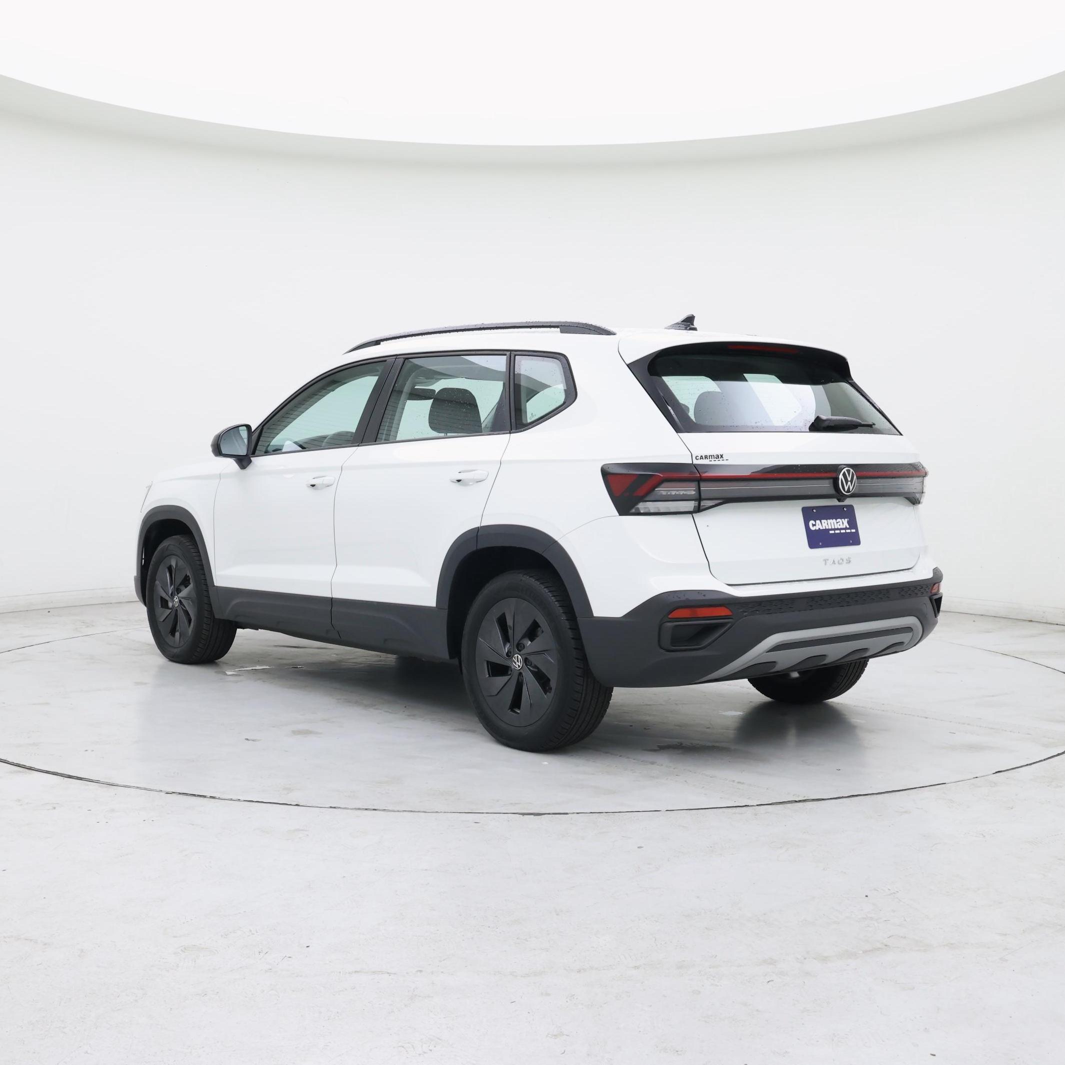 Thumbnail: 2025 Volkswagen Taos - 2