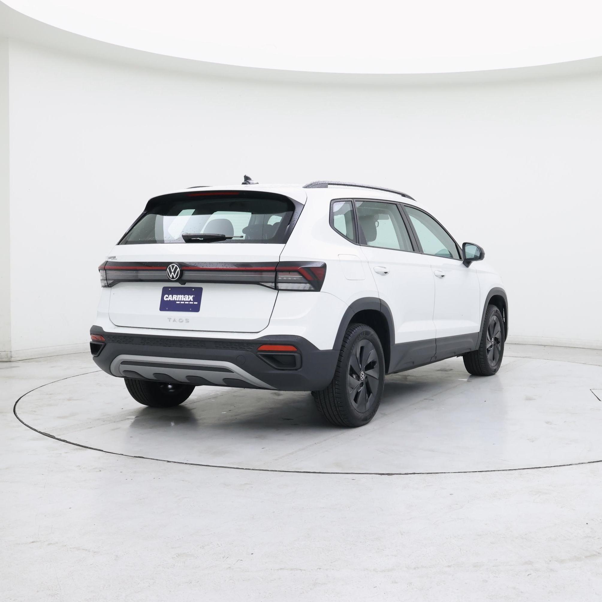 Thumbnail: 2025 Volkswagen Taos - 8