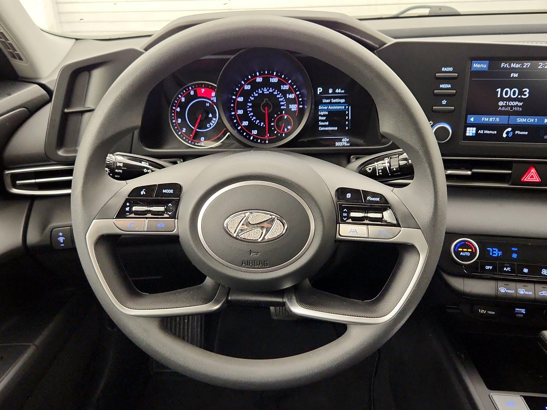 Thumbnail: 2022 Hyundai Elantra - 10