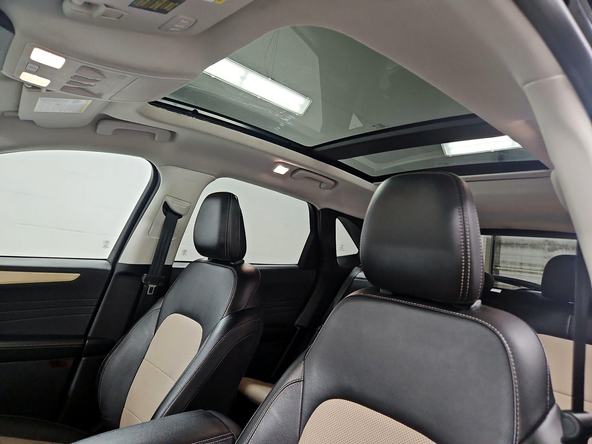Thumbnail: 2022 Ford Escape - 20