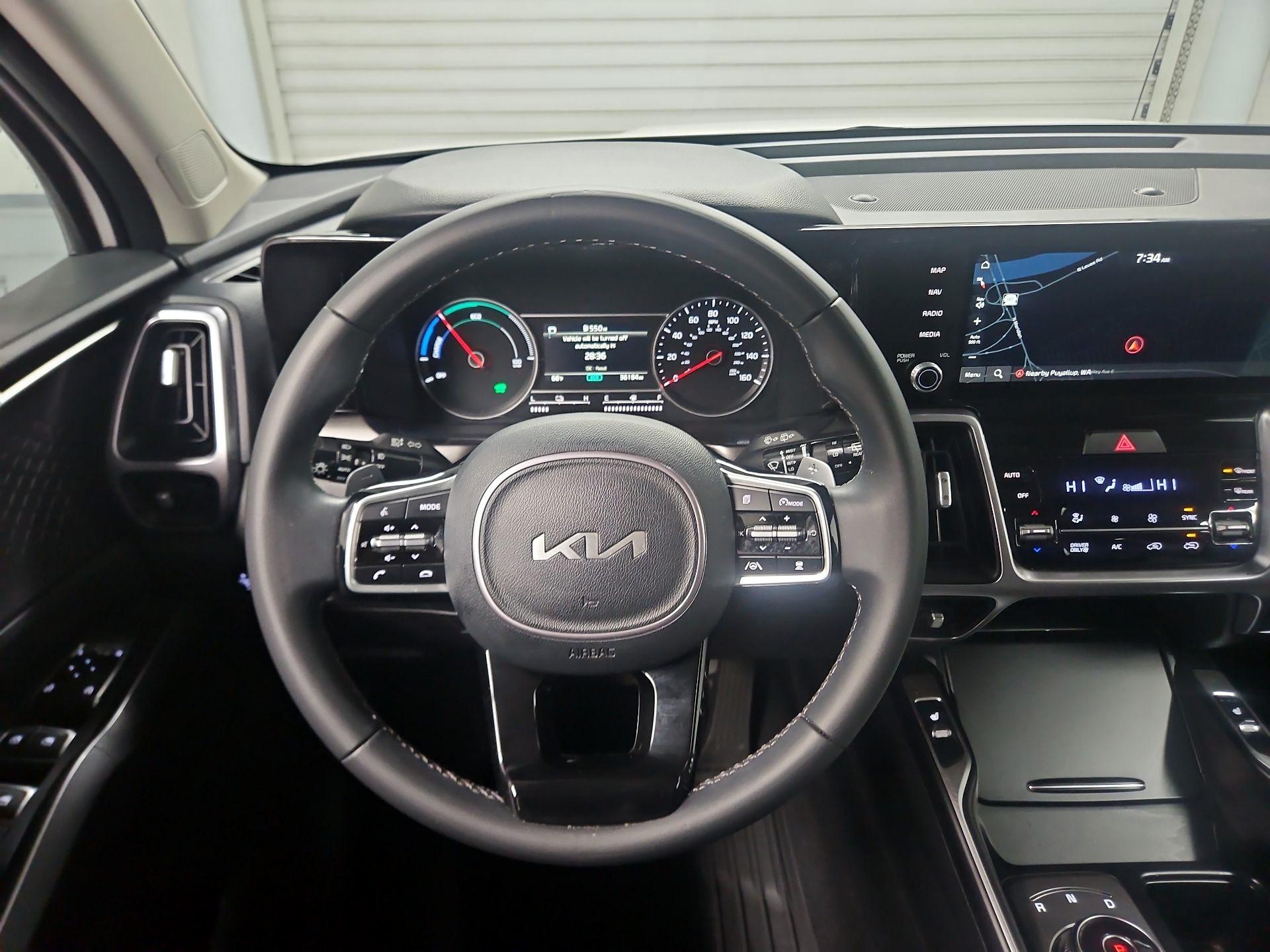 Thumbnail: 2023 Kia Sorento - 10