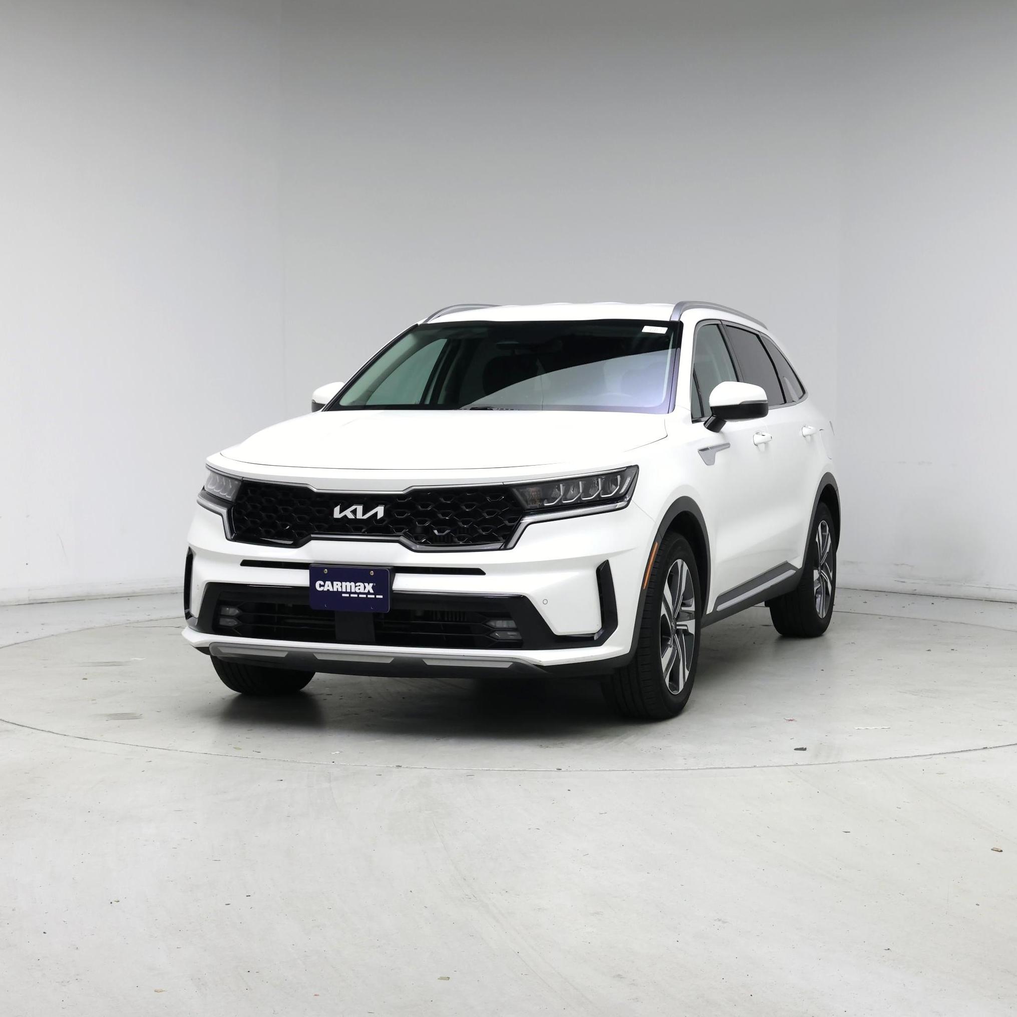 Thumbnail: 2023 Kia Sorento - 4