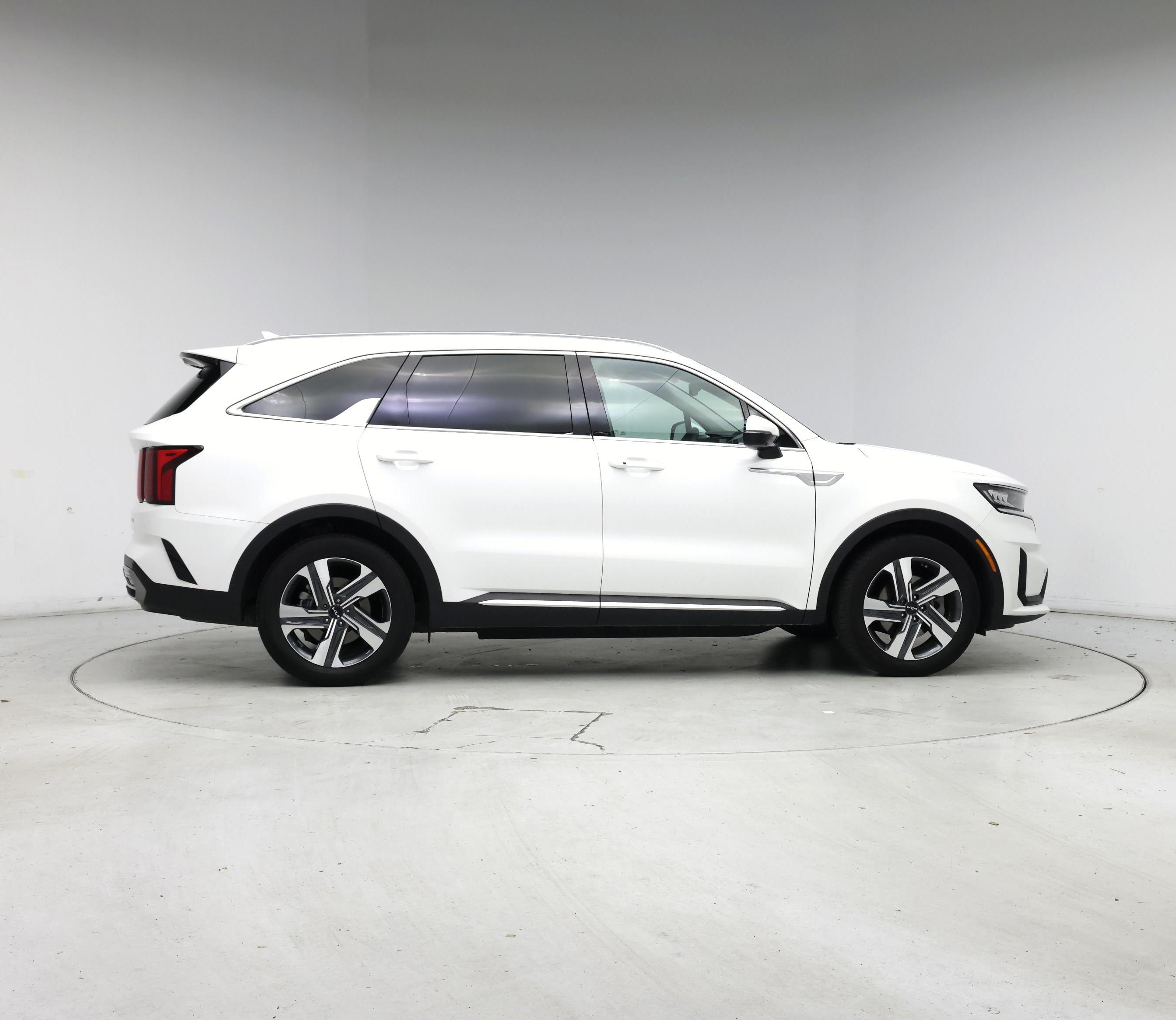 Thumbnail: 2023 Kia Sorento - 7