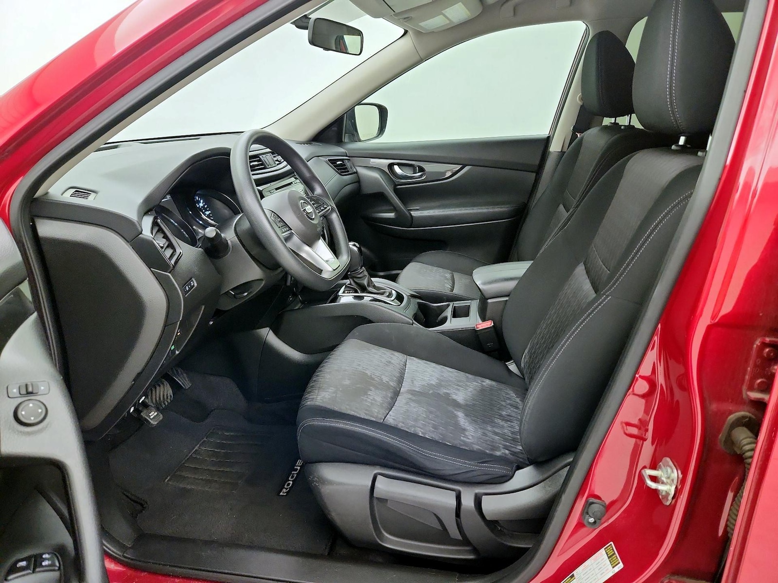 2017 Nissan Rogue S - Photo 12