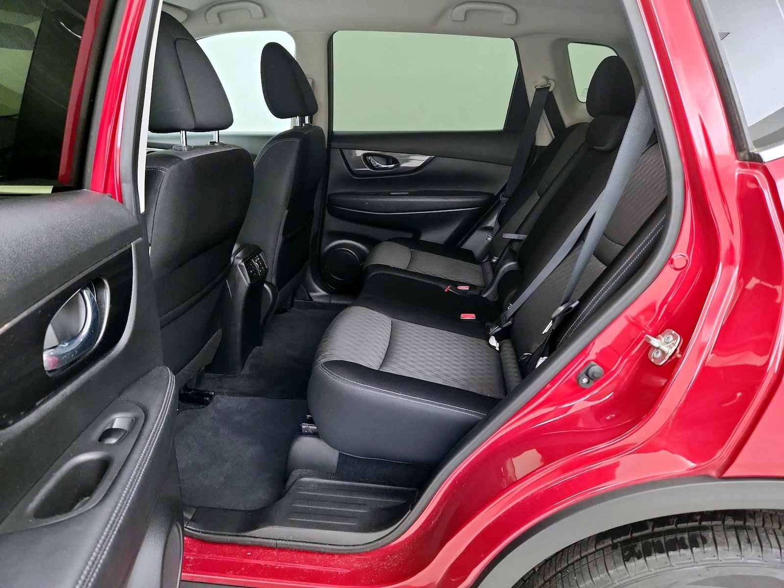 2017 Nissan Rogue S - Photo 20