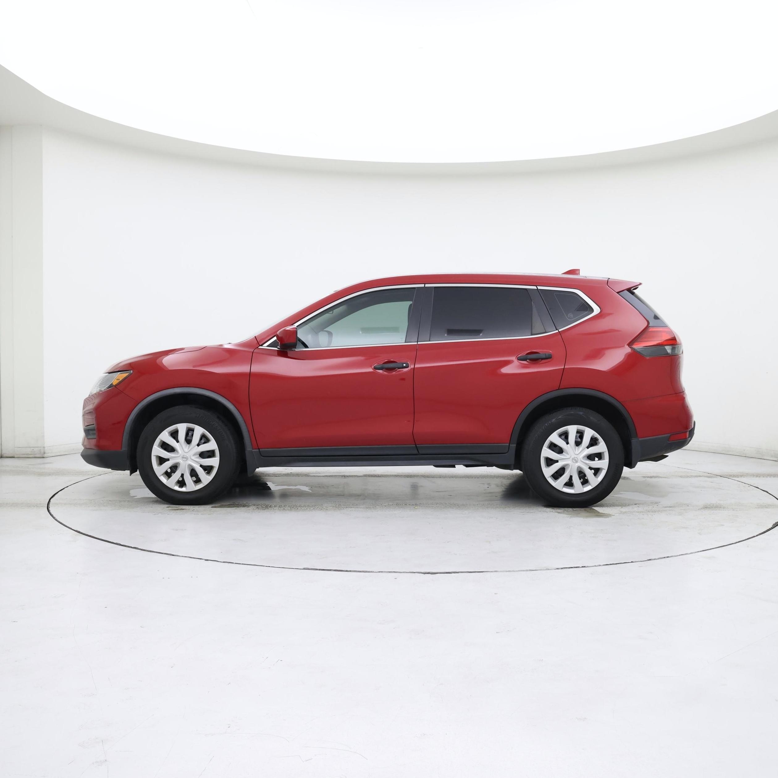 Thumbnail: 2017 Nissan Rogue - 3