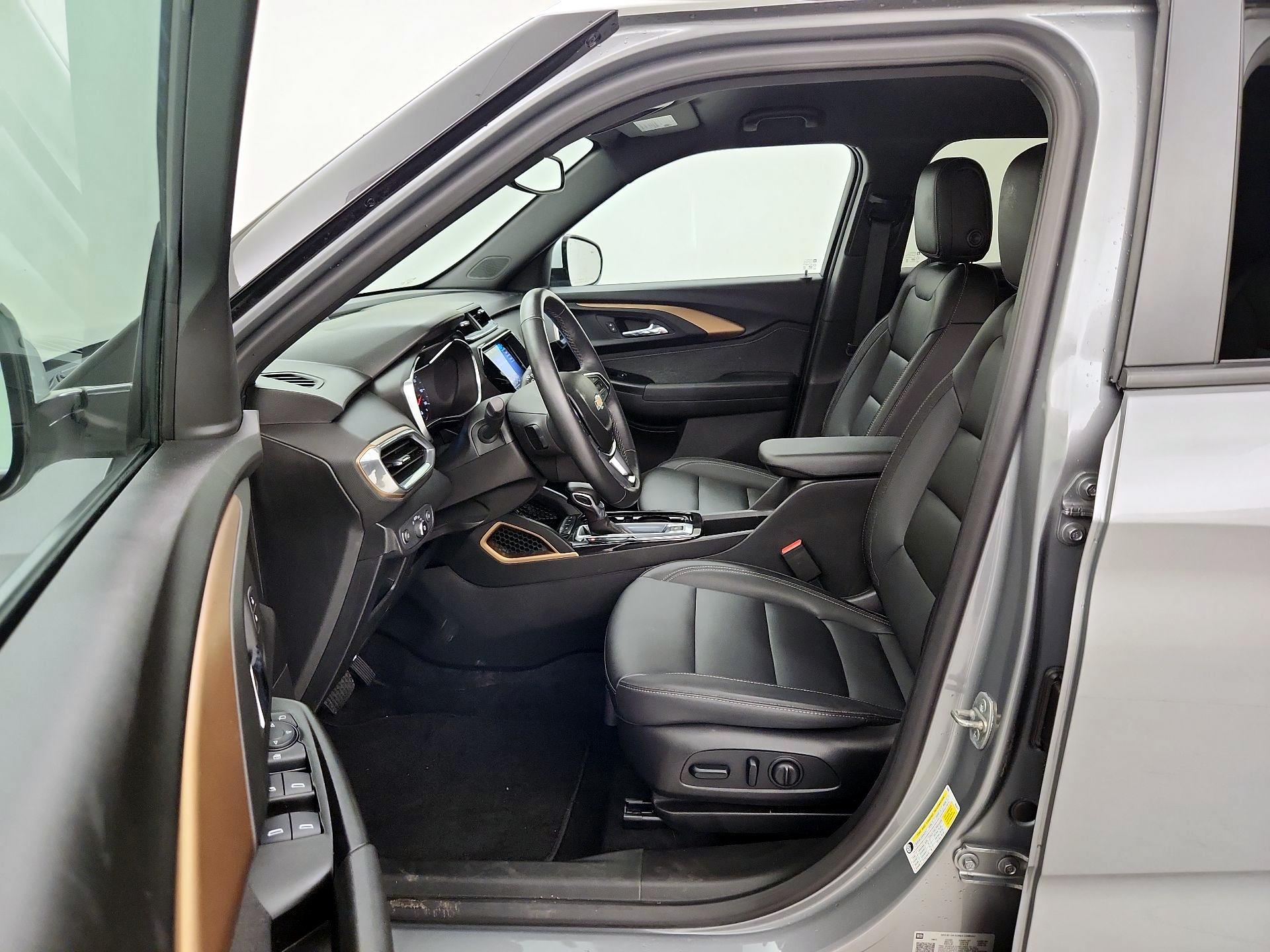 Thumbnail: 2023 Chevrolet TrailBlazer - 11