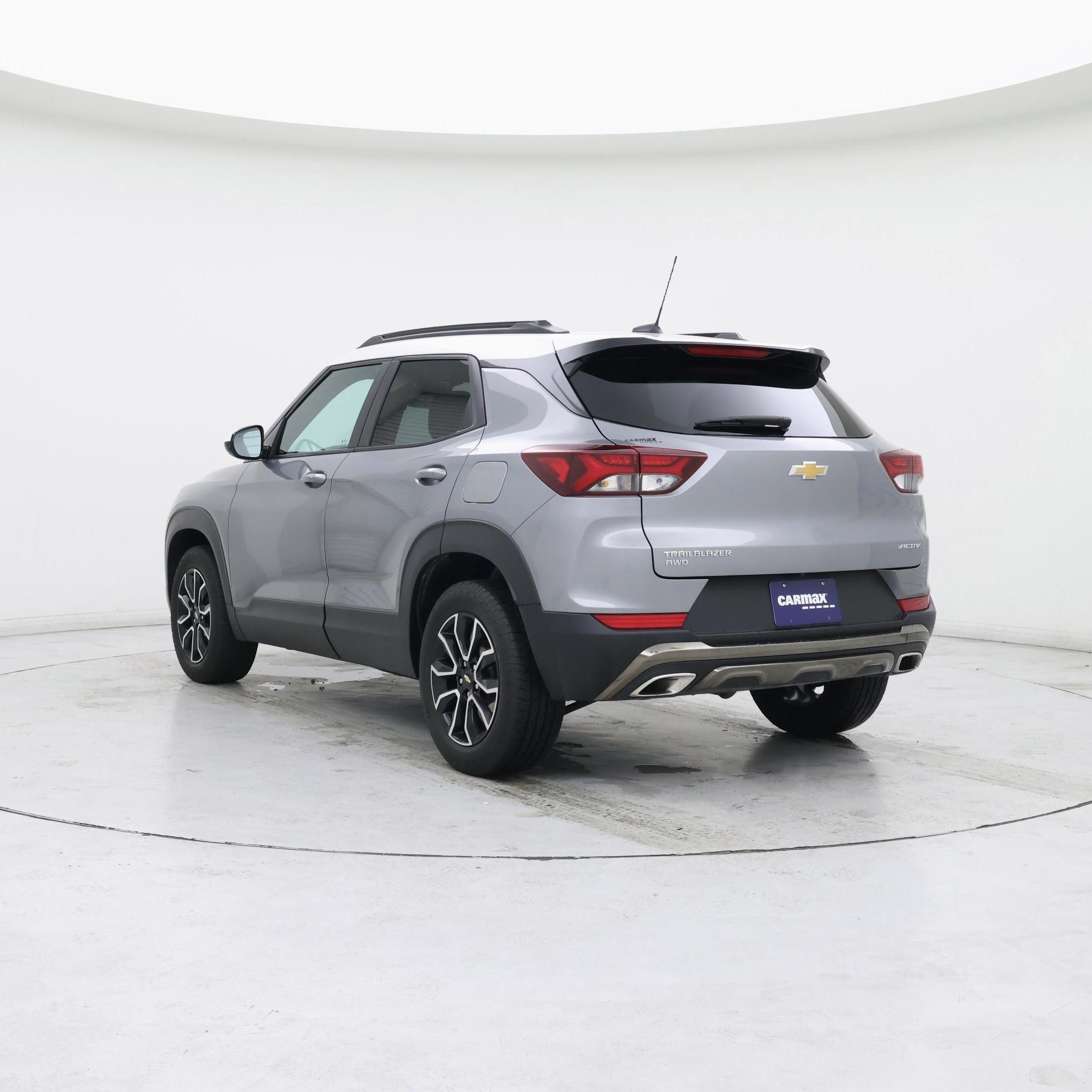 Thumbnail: 2023 Chevrolet TrailBlazer - 2