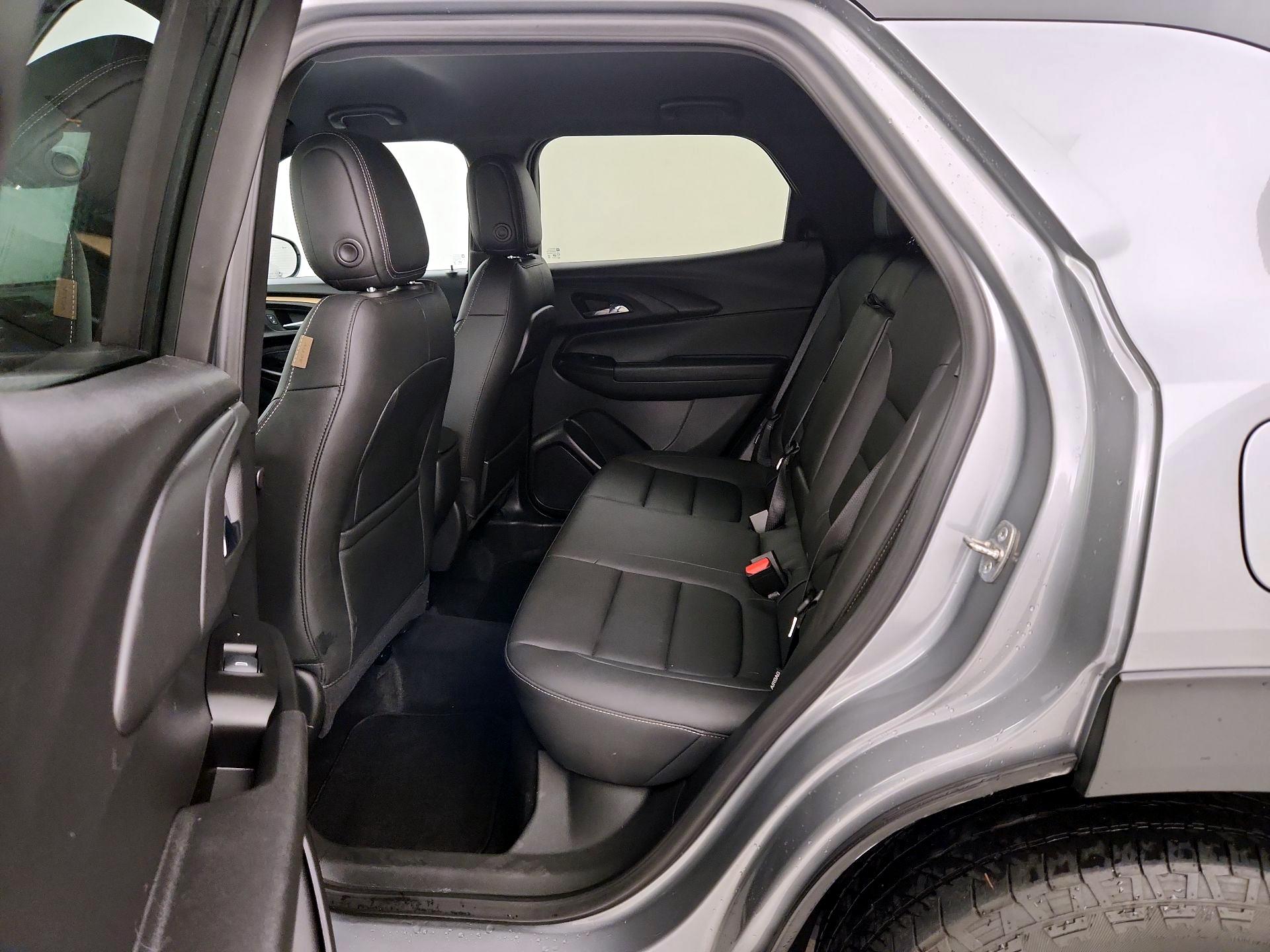 Thumbnail: 2023 Chevrolet TrailBlazer - 19