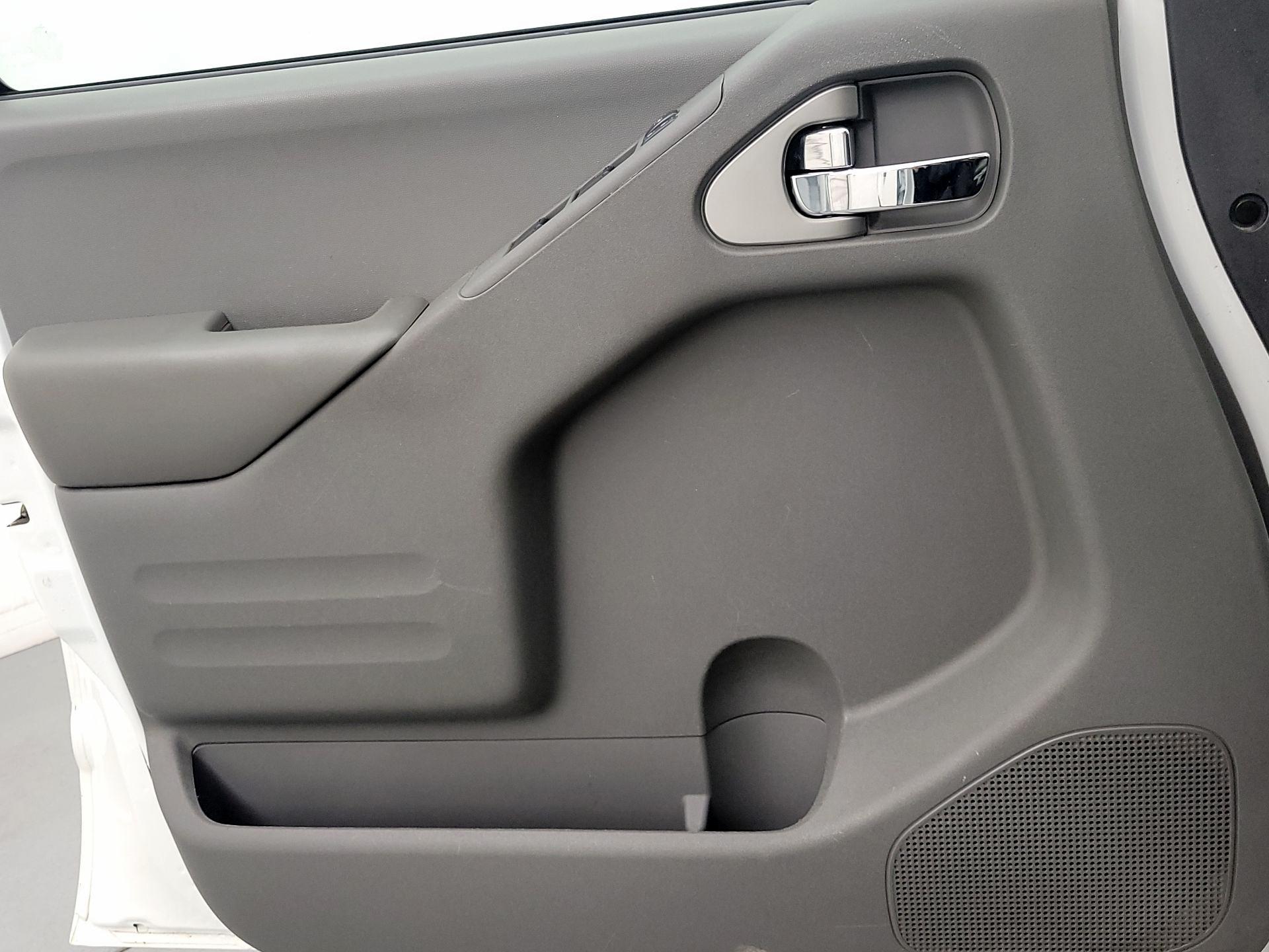 Thumbnail: 2019 Nissan Frontier - 12