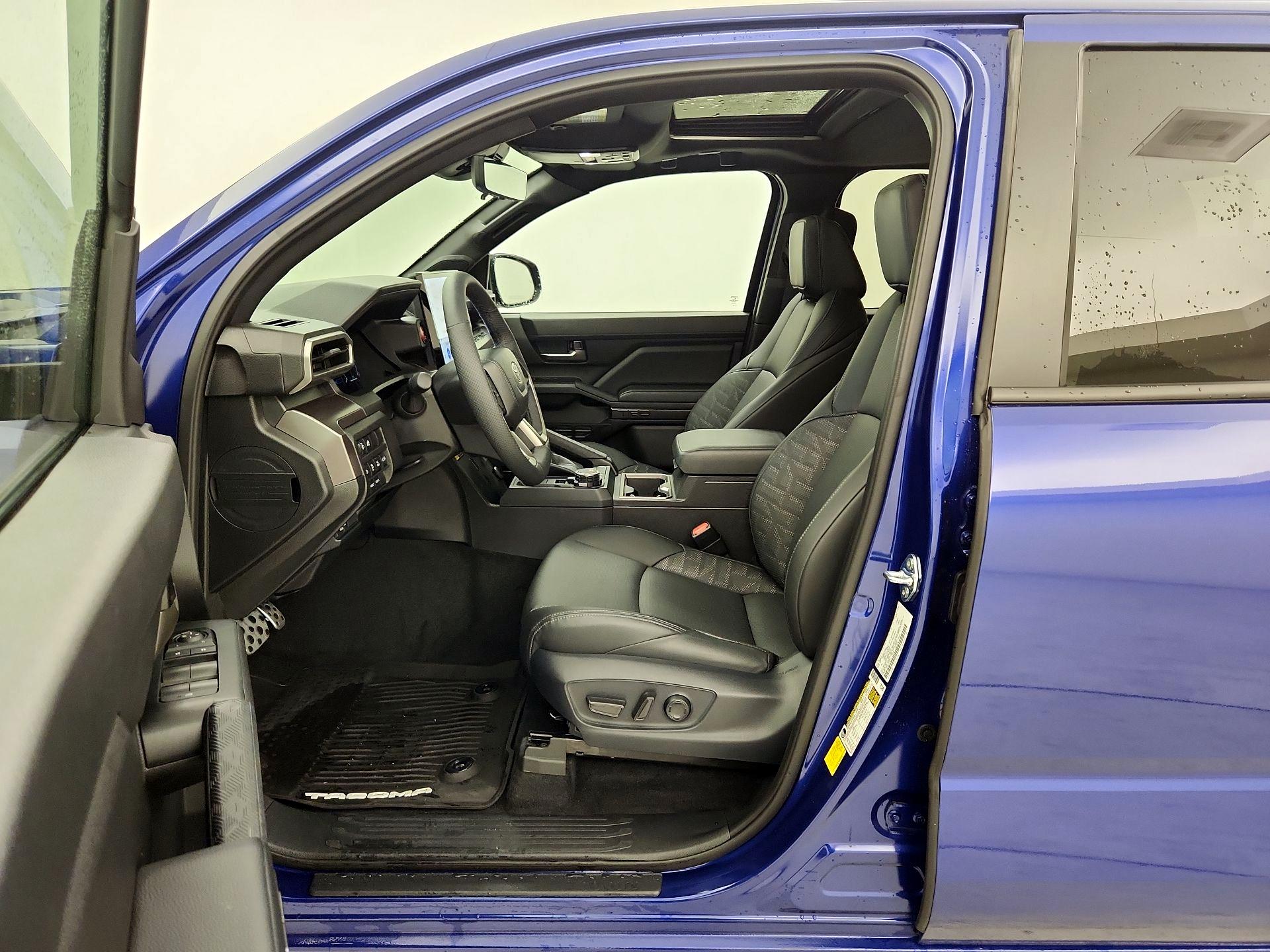 Thumbnail: 2025 Toyota Tacoma - 11