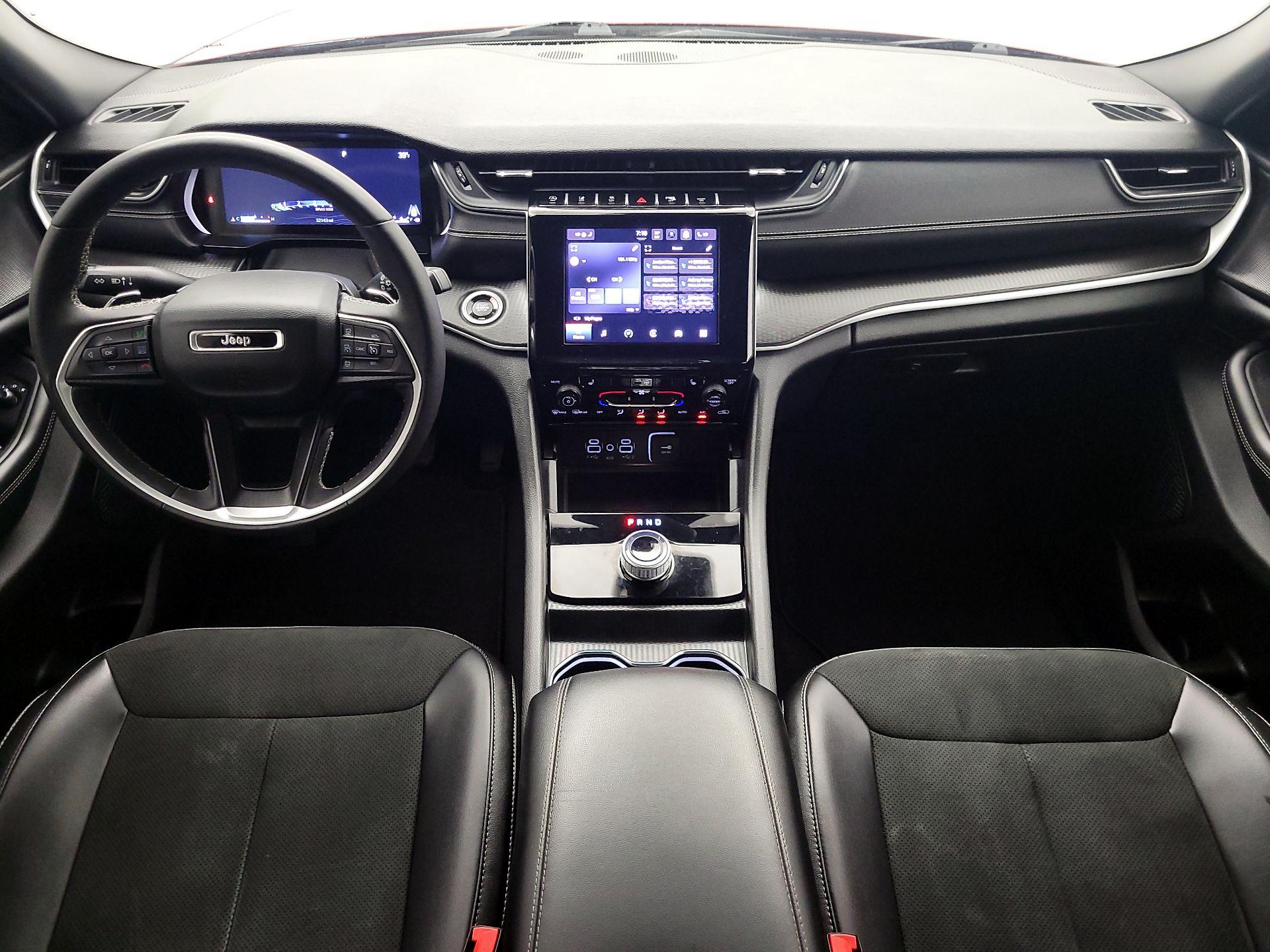 Thumbnail: 2024 Jeep Grand Cherokee - 9