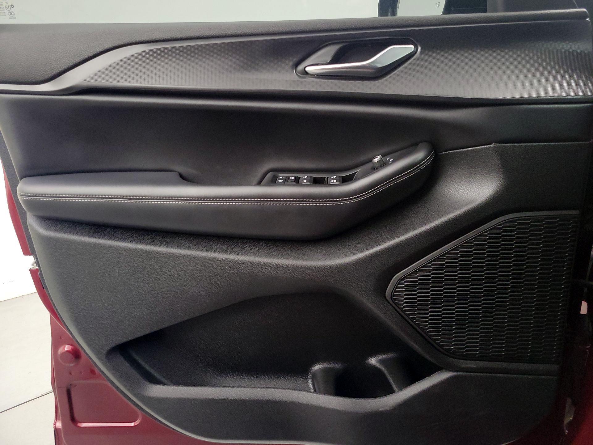 Thumbnail: 2024 Jeep Grand Cherokee - 12