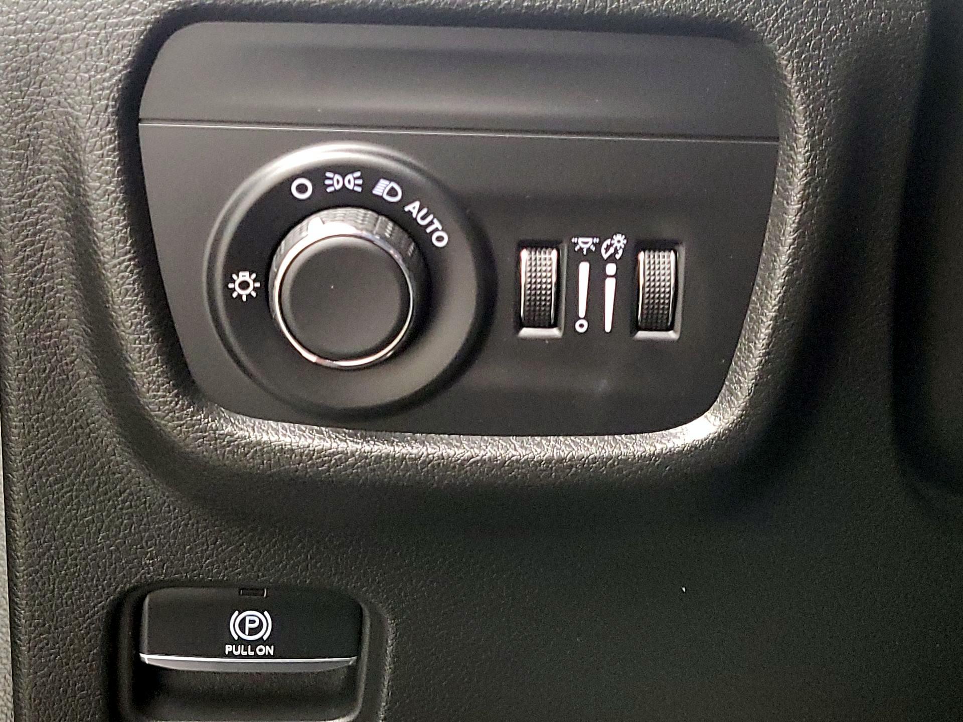 Thumbnail: 2024 Jeep Grand Cherokee - 13