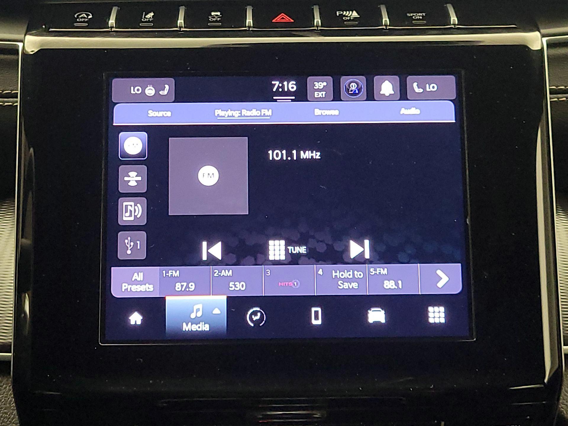 Thumbnail: 2024 Jeep Grand Cherokee - 15