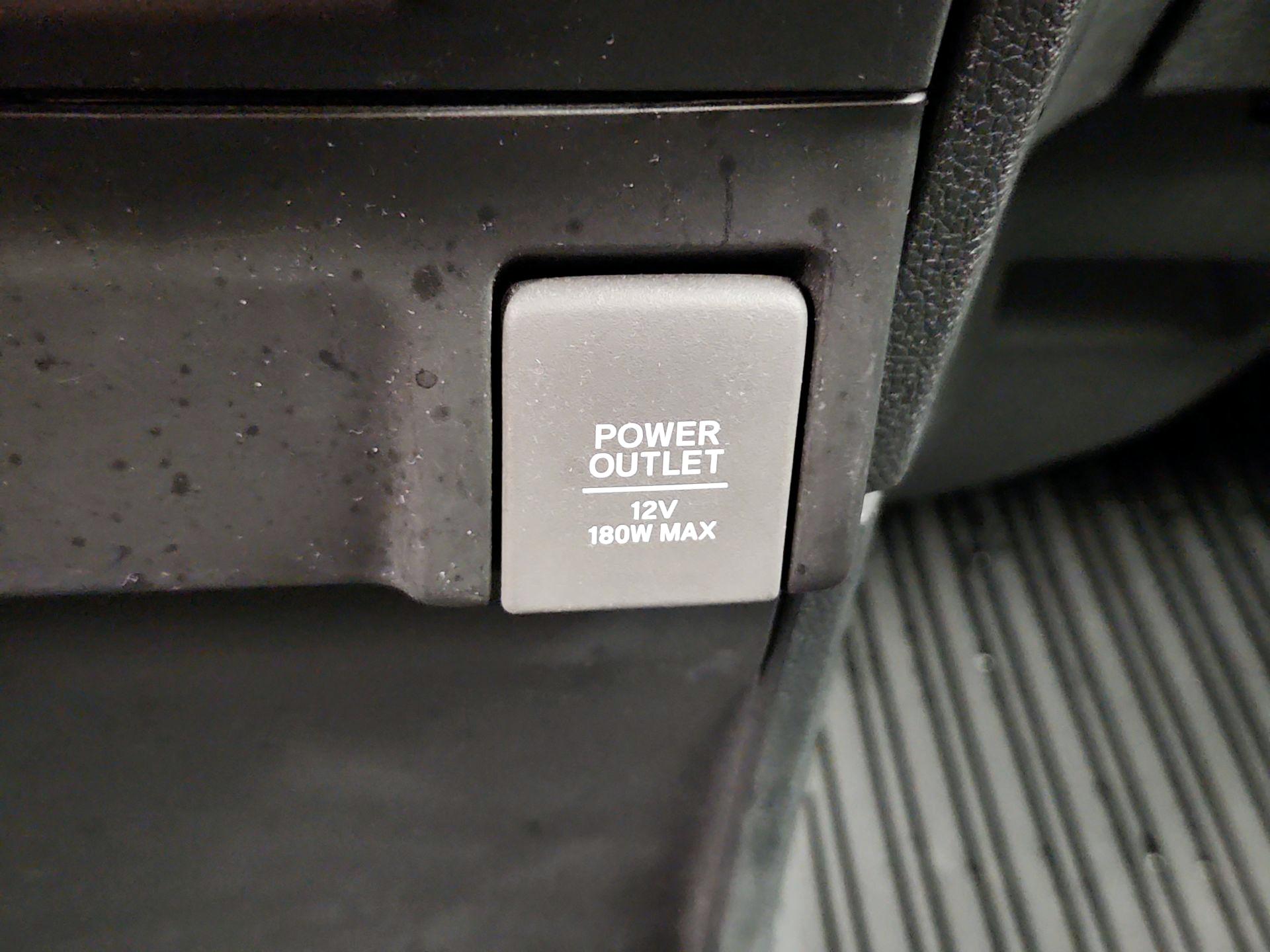 Thumbnail: 2023 Honda Odyssey - 18