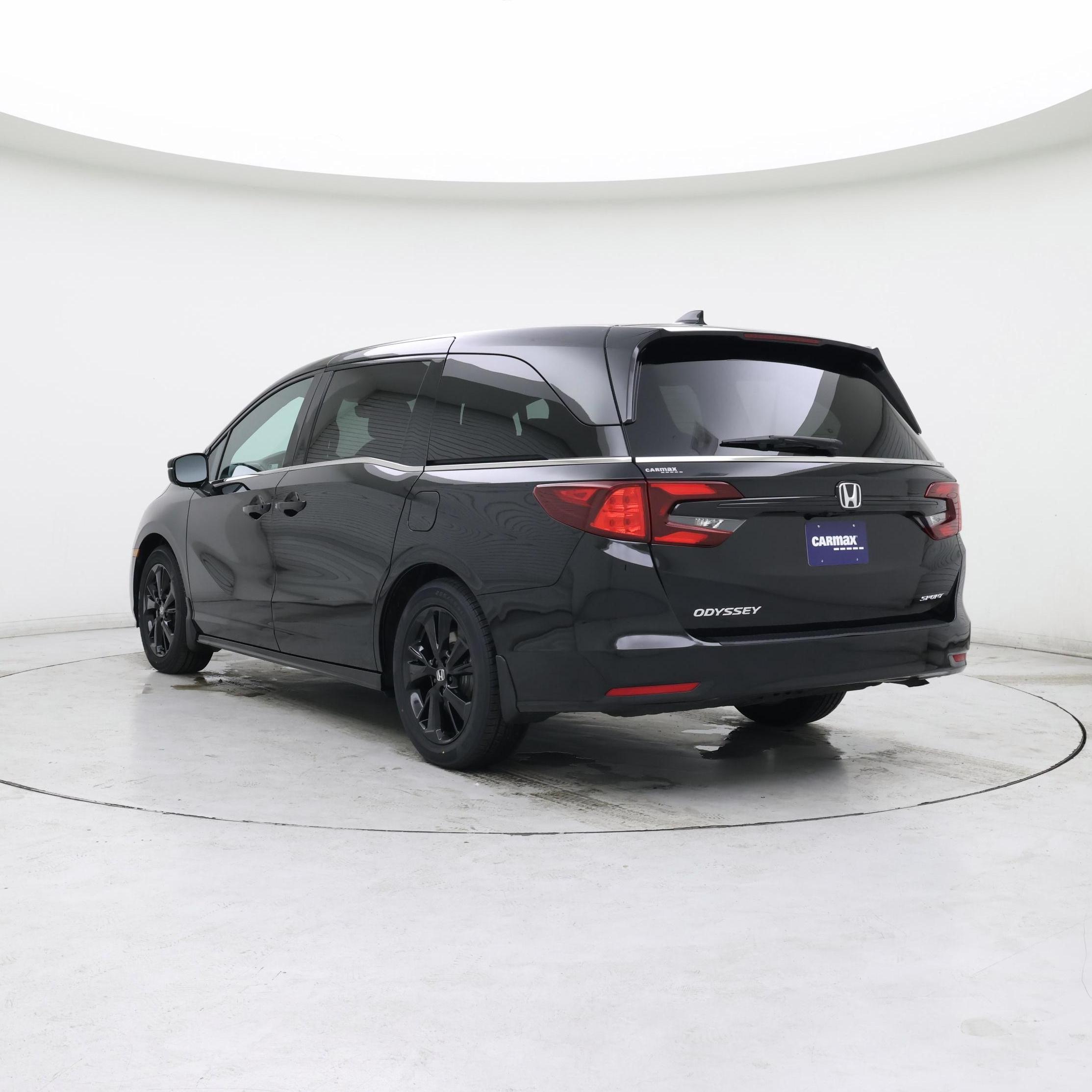 Thumbnail: 2023 Honda Odyssey - 2