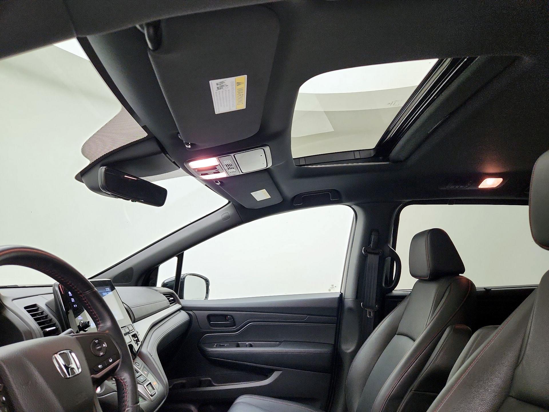 Thumbnail: 2023 Honda Odyssey - 19