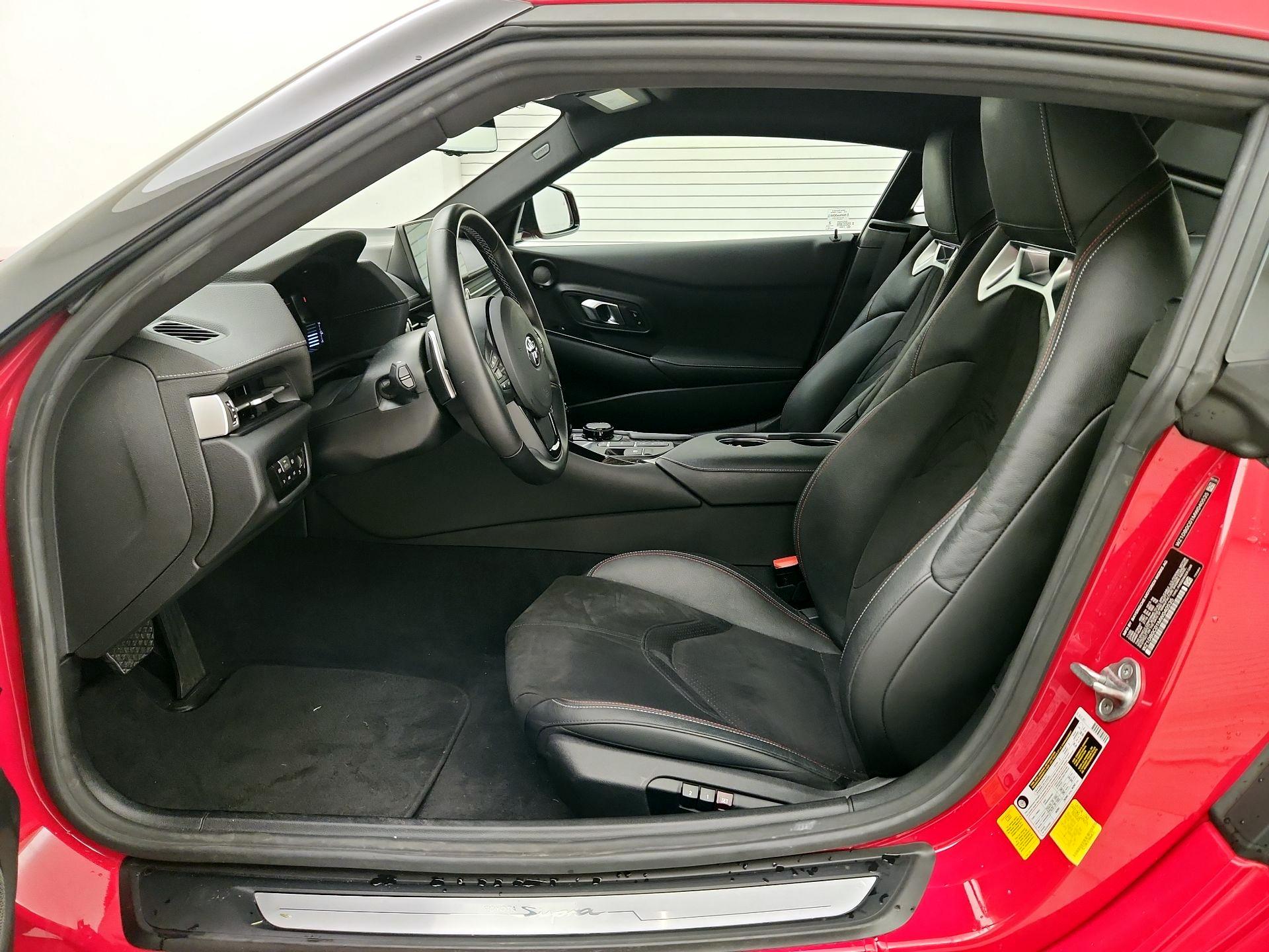 Thumbnail: 2021 Toyota Supra - 11