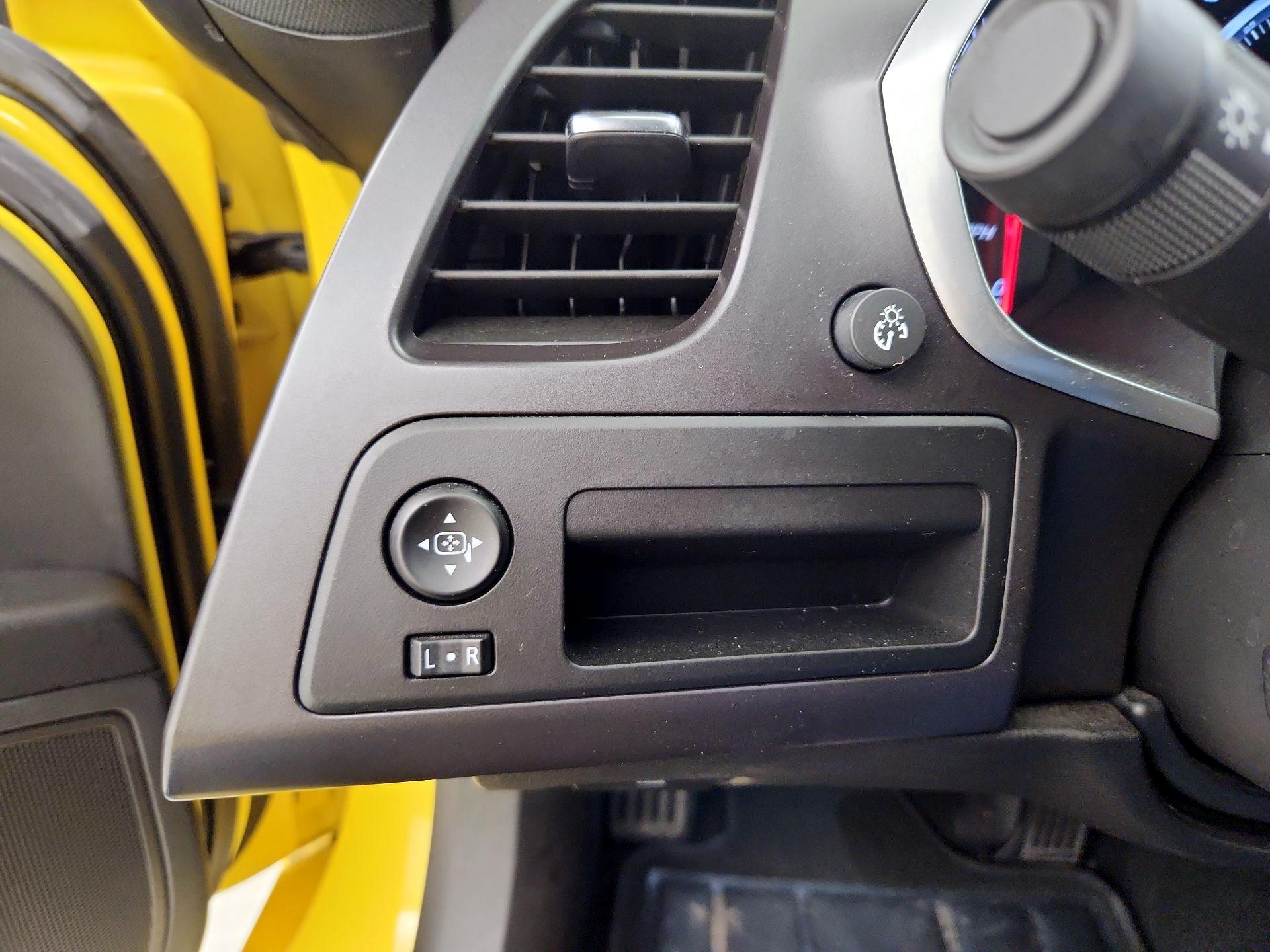 Thumbnail: 2017 Chevrolet Corvette - 13