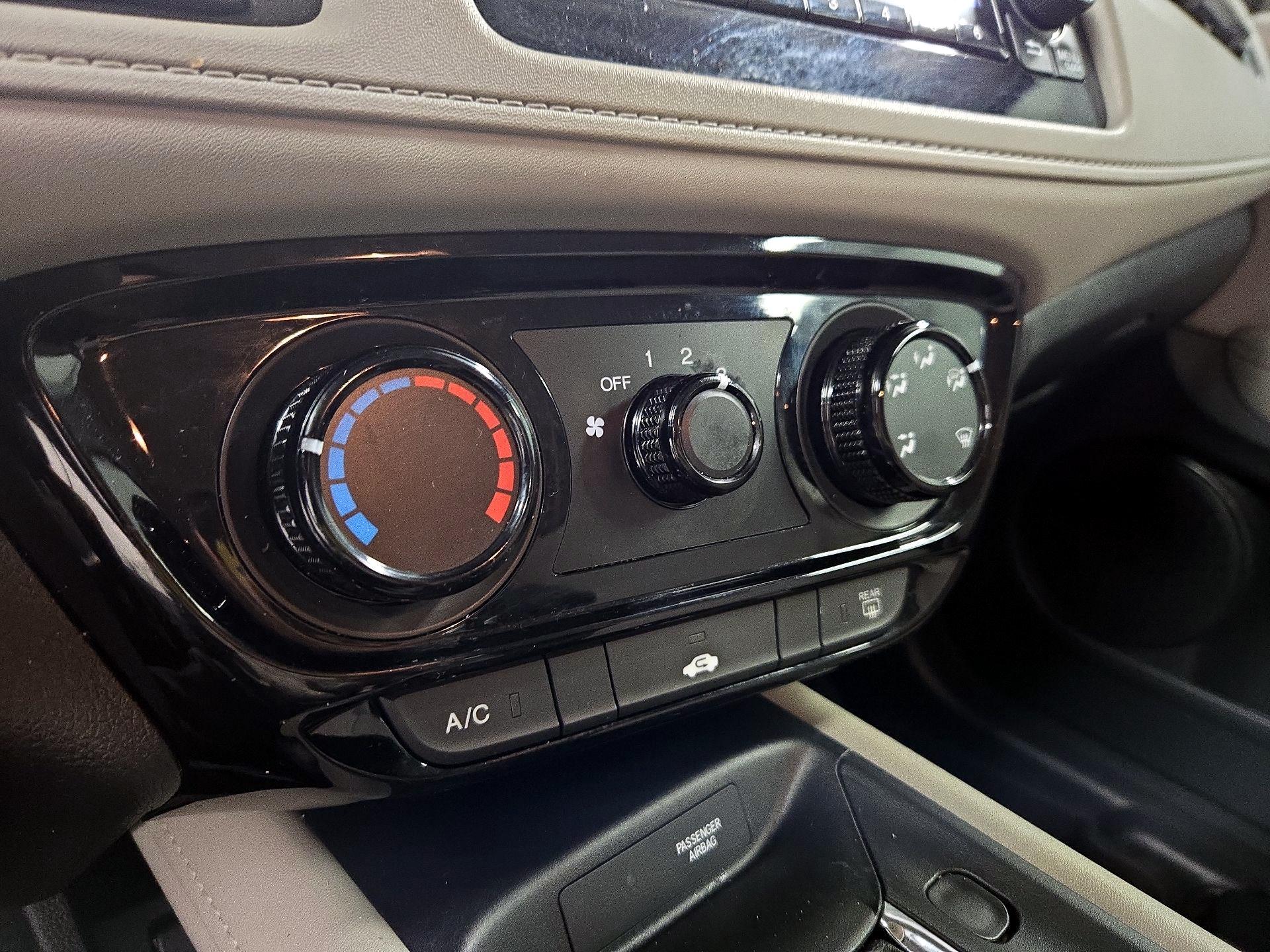 Thumbnail: 2018 Honda HR-V - 16