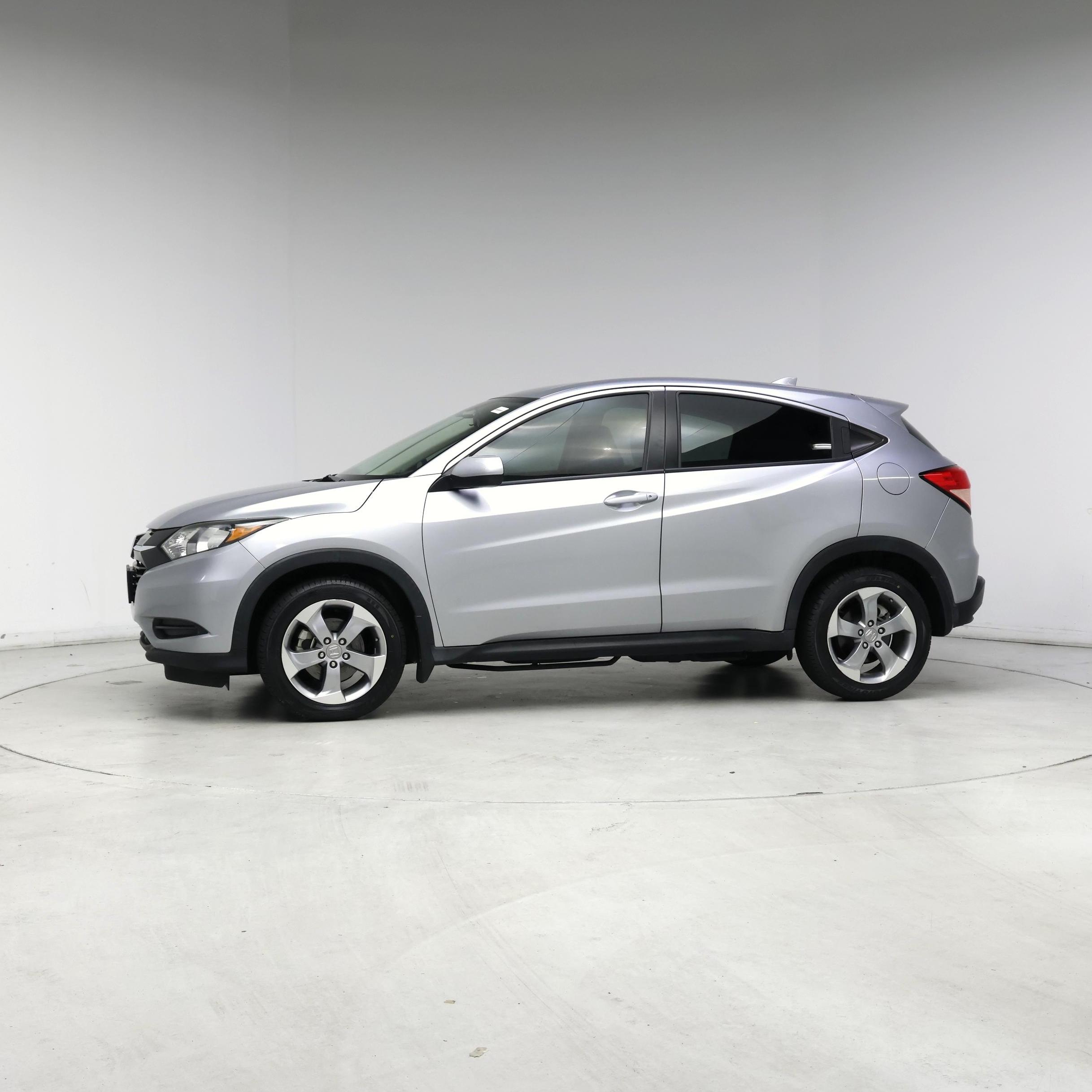 Thumbnail: 2018 Honda HR-V - 3