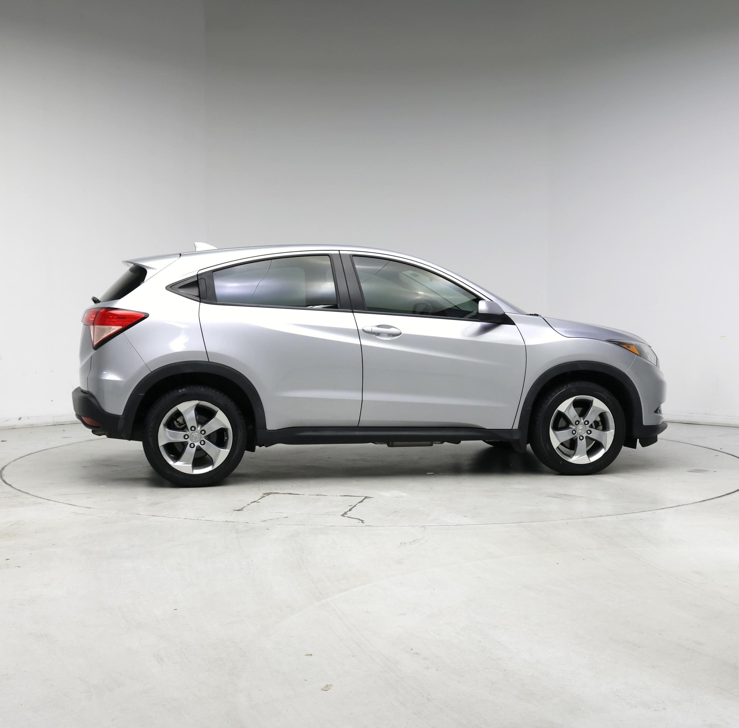 Thumbnail: 2018 Honda HR-V - 7