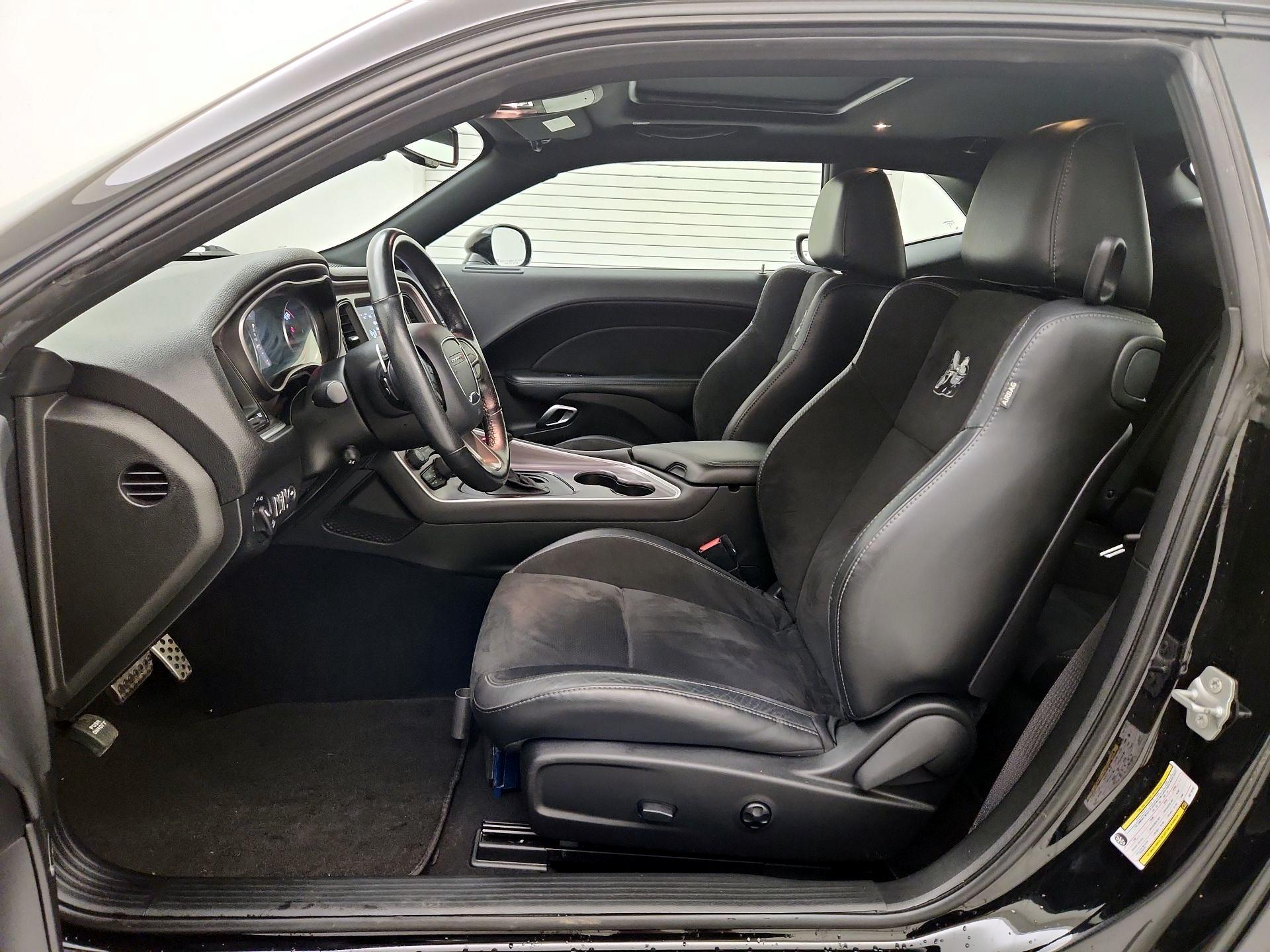 Thumbnail: 2019 Dodge Challenger - 11