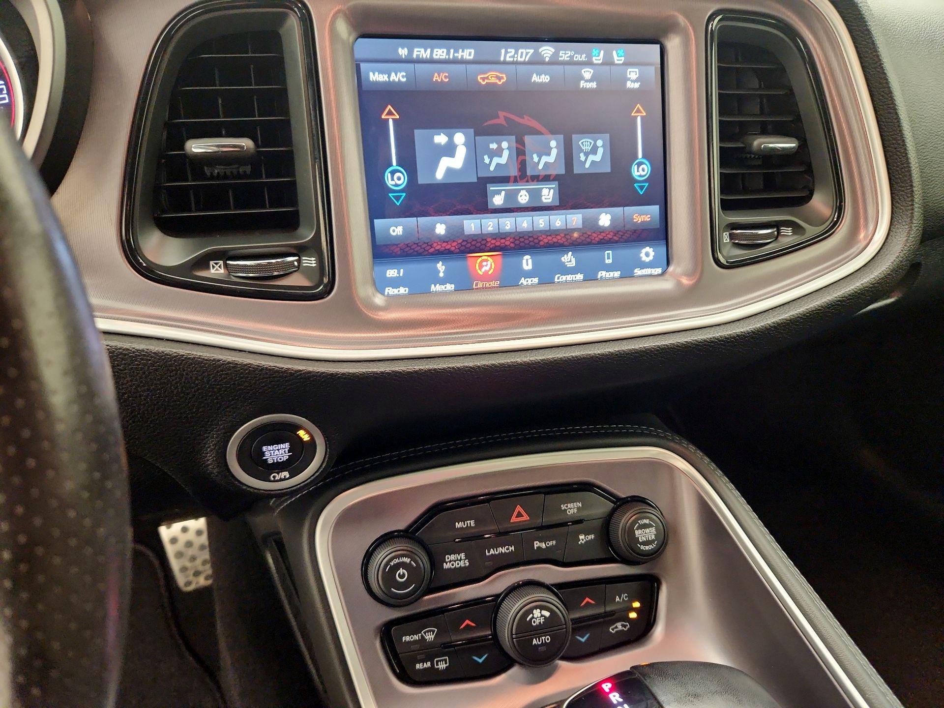 Thumbnail: 2019 Dodge Challenger - 16