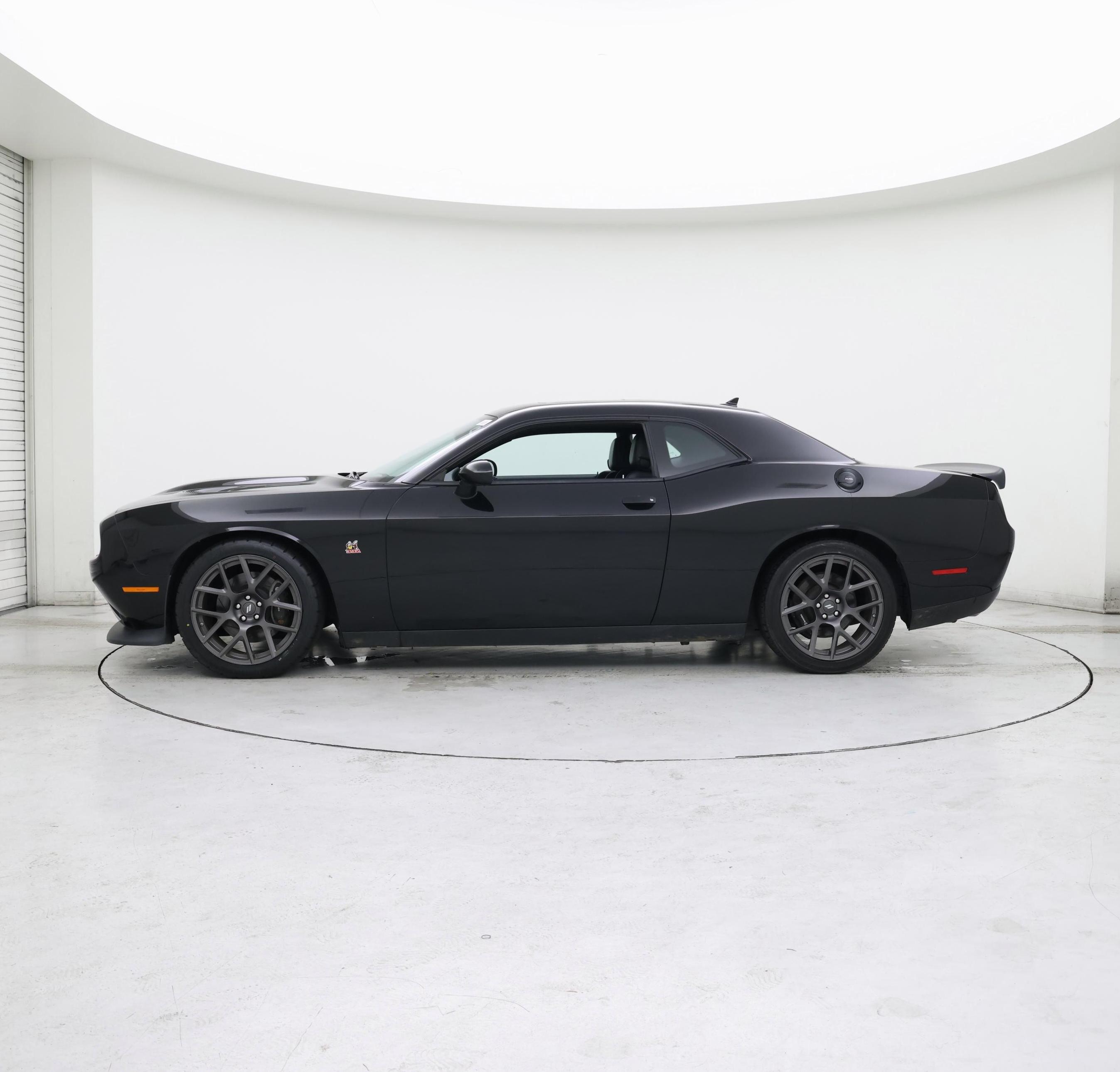 Thumbnail: 2019 Dodge Challenger - 3