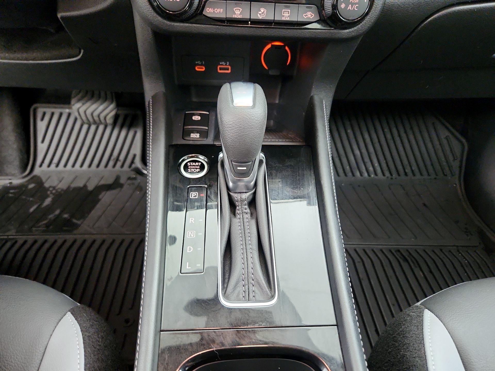 Thumbnail: 2024 Nissan Kicks - 17