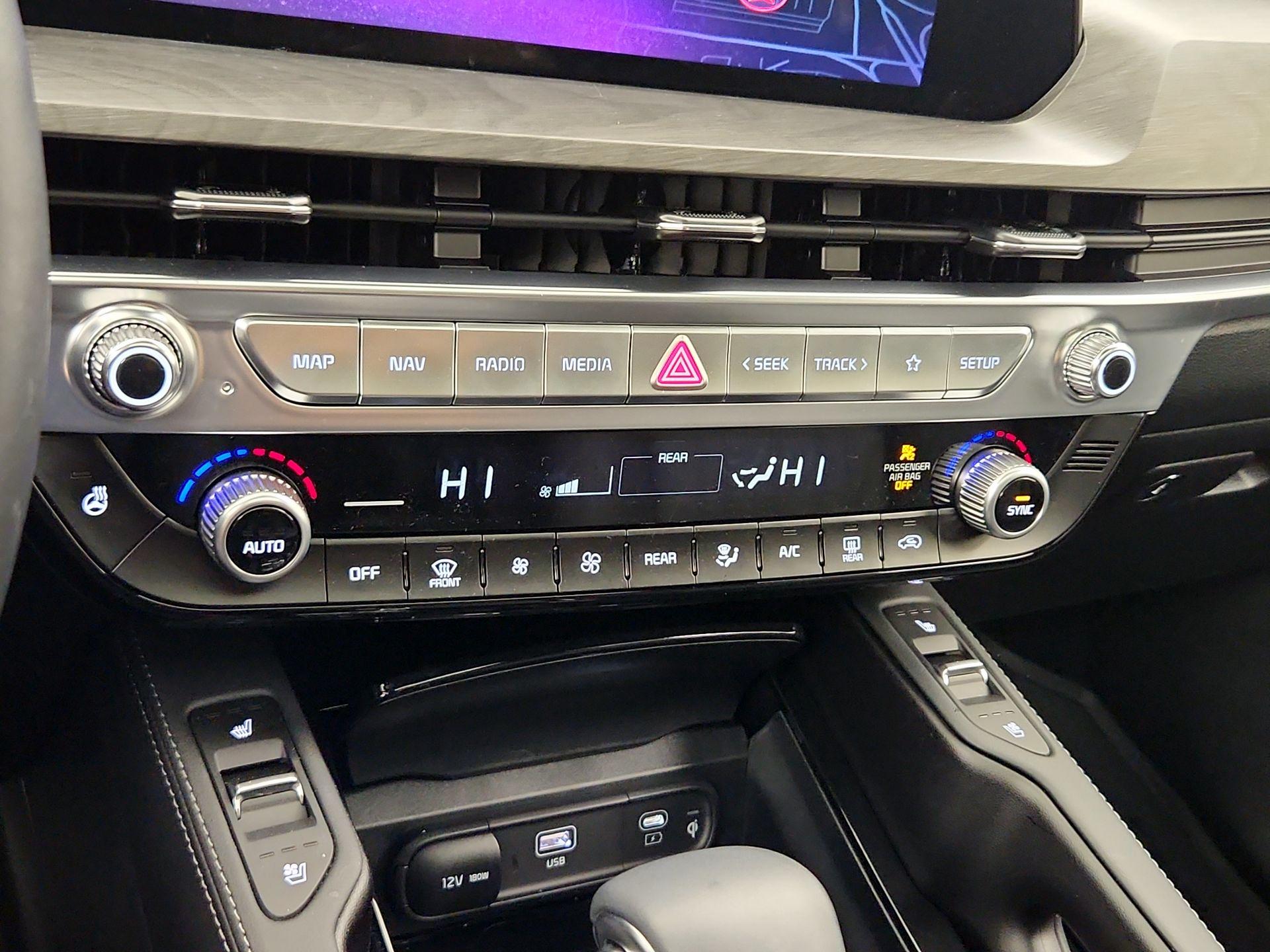 Thumbnail: 2025 Kia Telluride - 17