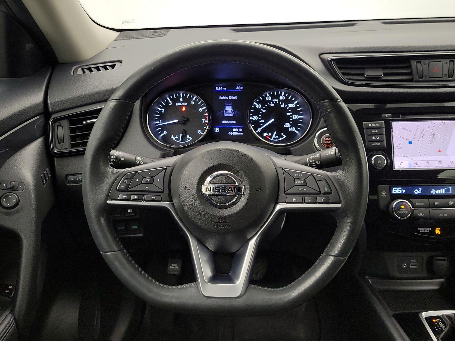 Thumbnail: 2018 Nissan Rogue - 10