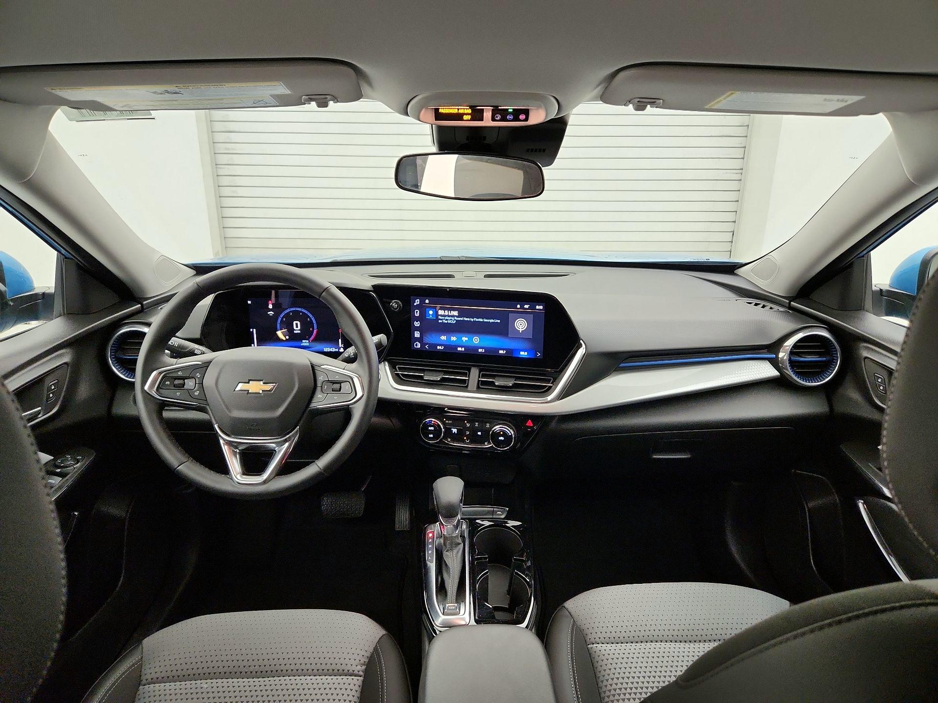 Thumbnail: 2025 Chevrolet Trax - 9