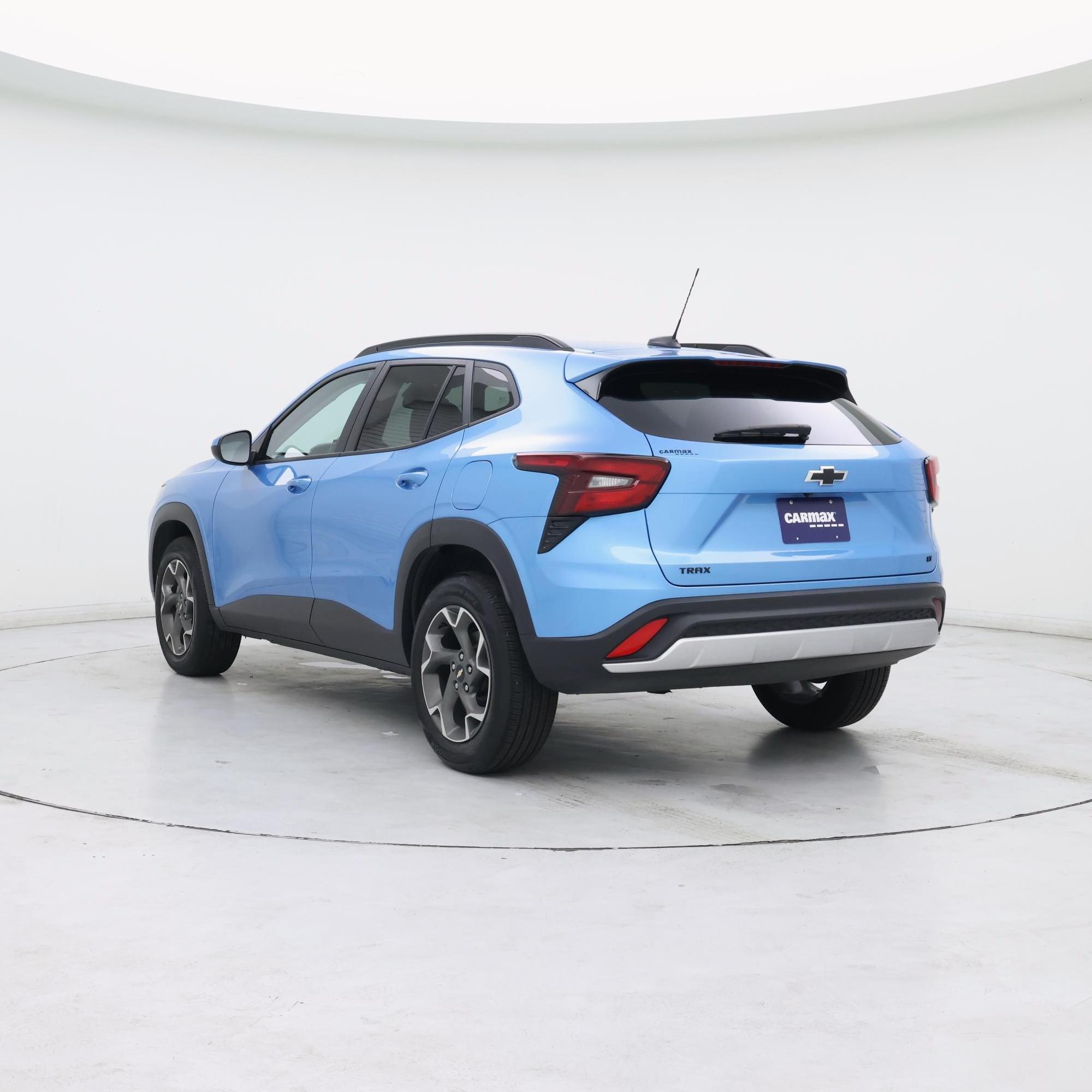 Thumbnail: 2025 Chevrolet Trax - 2
