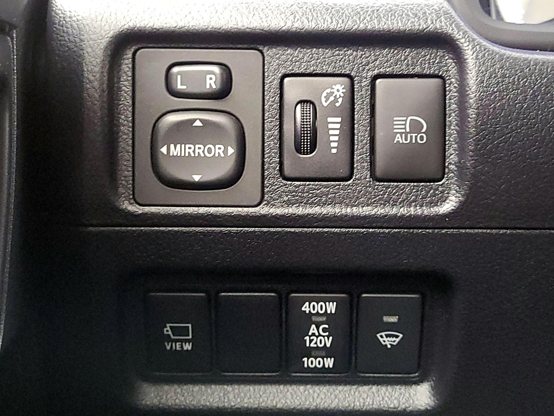 Thumbnail: 2023 Toyota 4Runner - 13