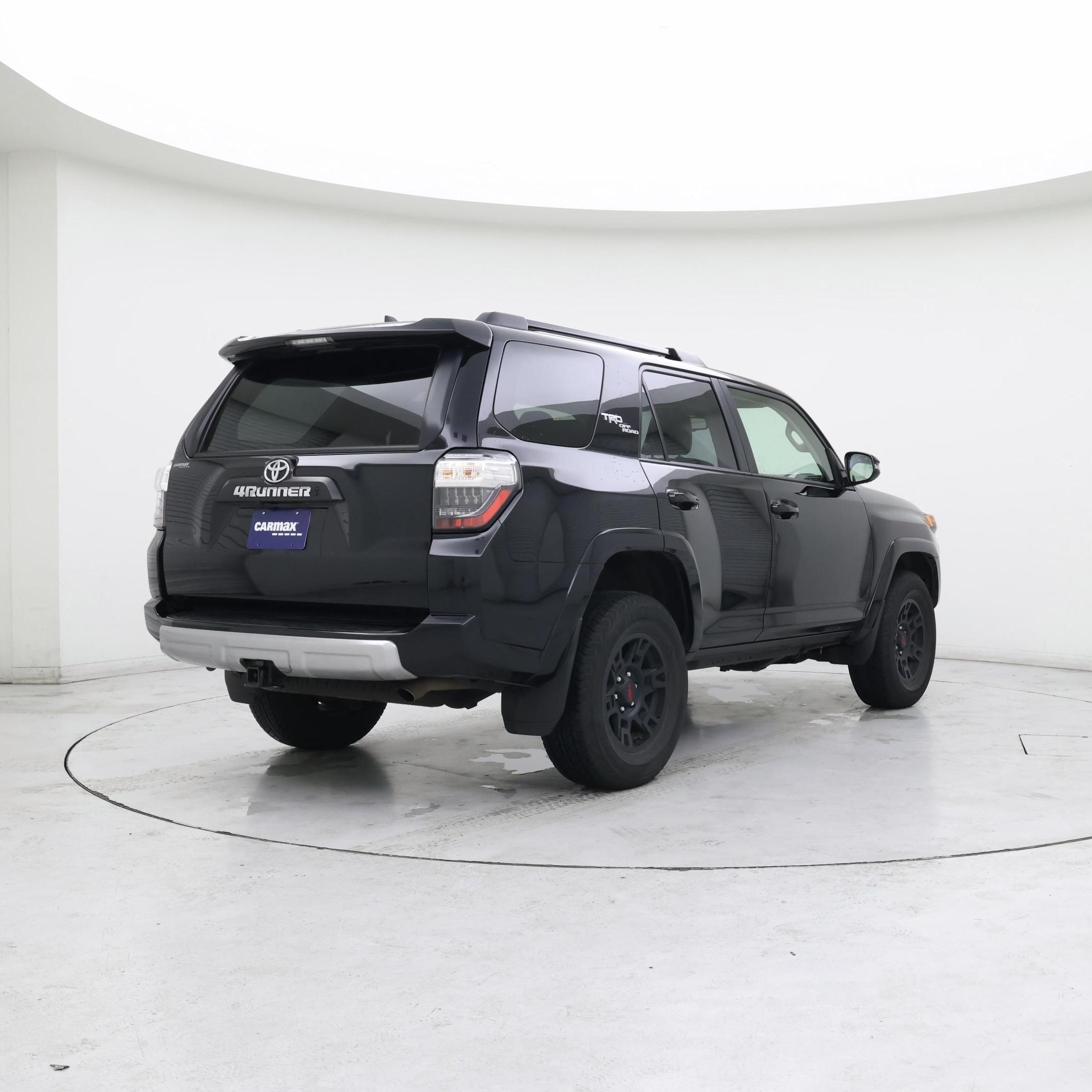 Thumbnail: 2024 Toyota 4Runner - 8