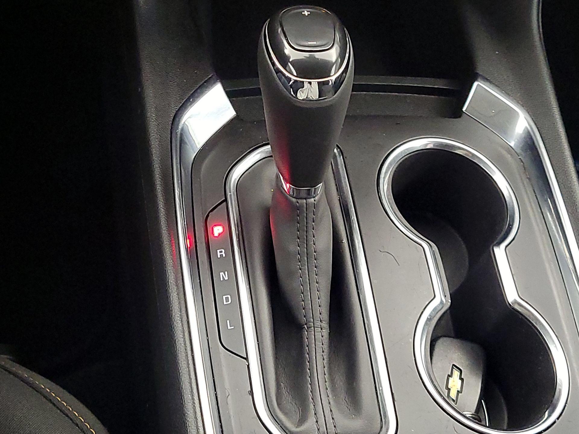 Thumbnail: 2018 Chevrolet Traverse - 17