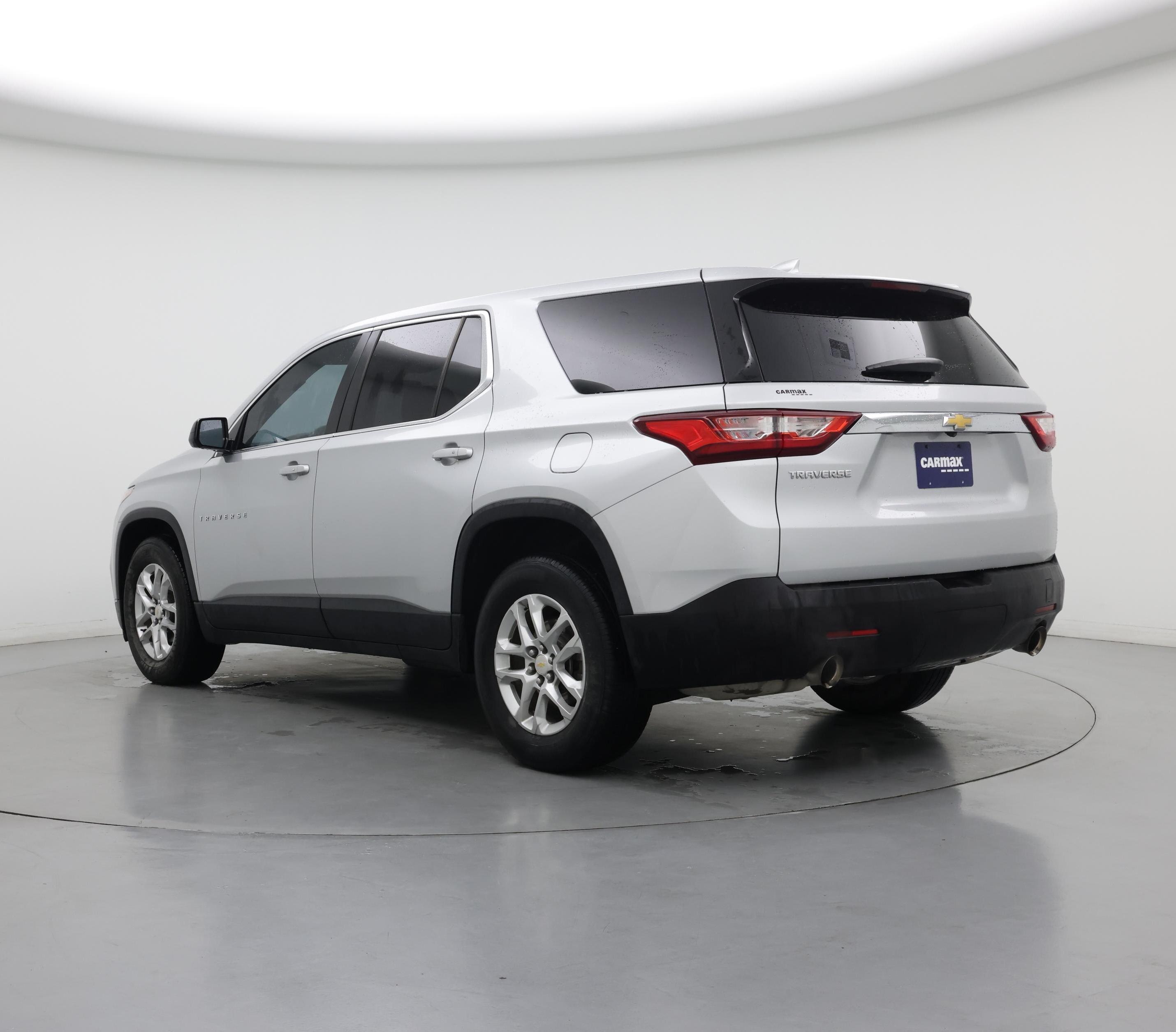 Thumbnail: 2018 Chevrolet Traverse - 2