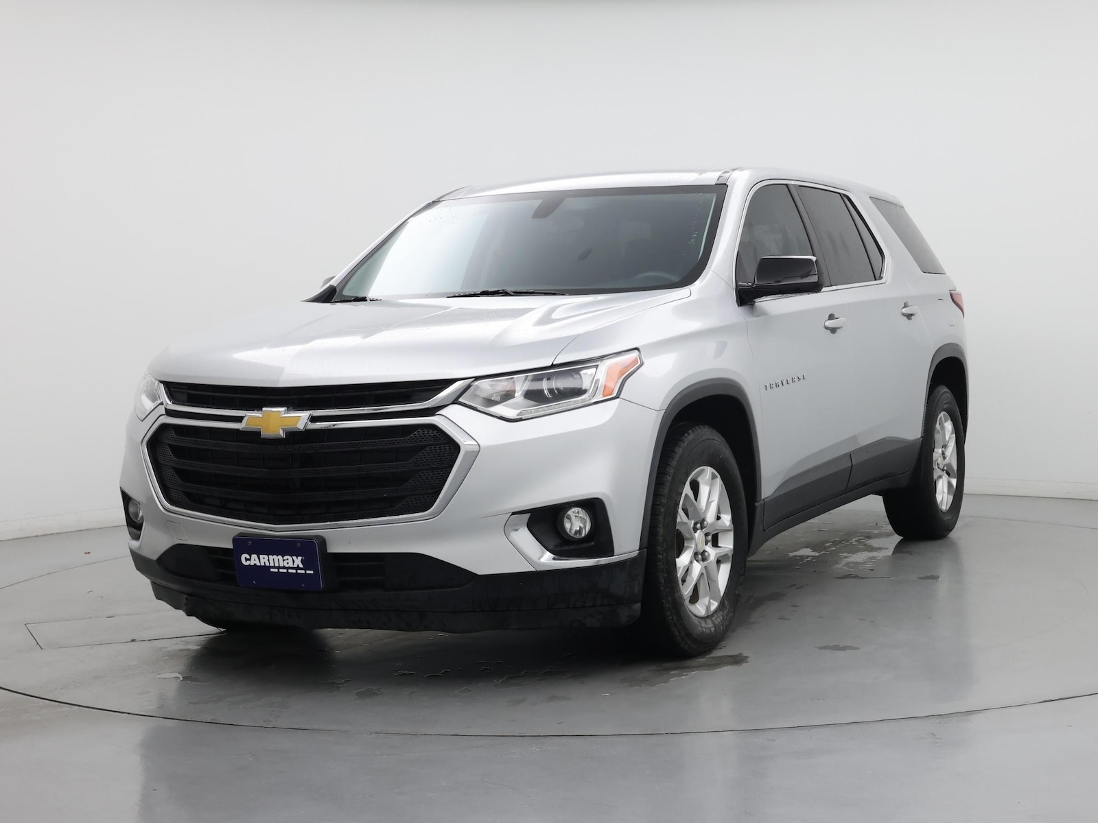 2018 Chevrolet Traverse LS - Photo 5