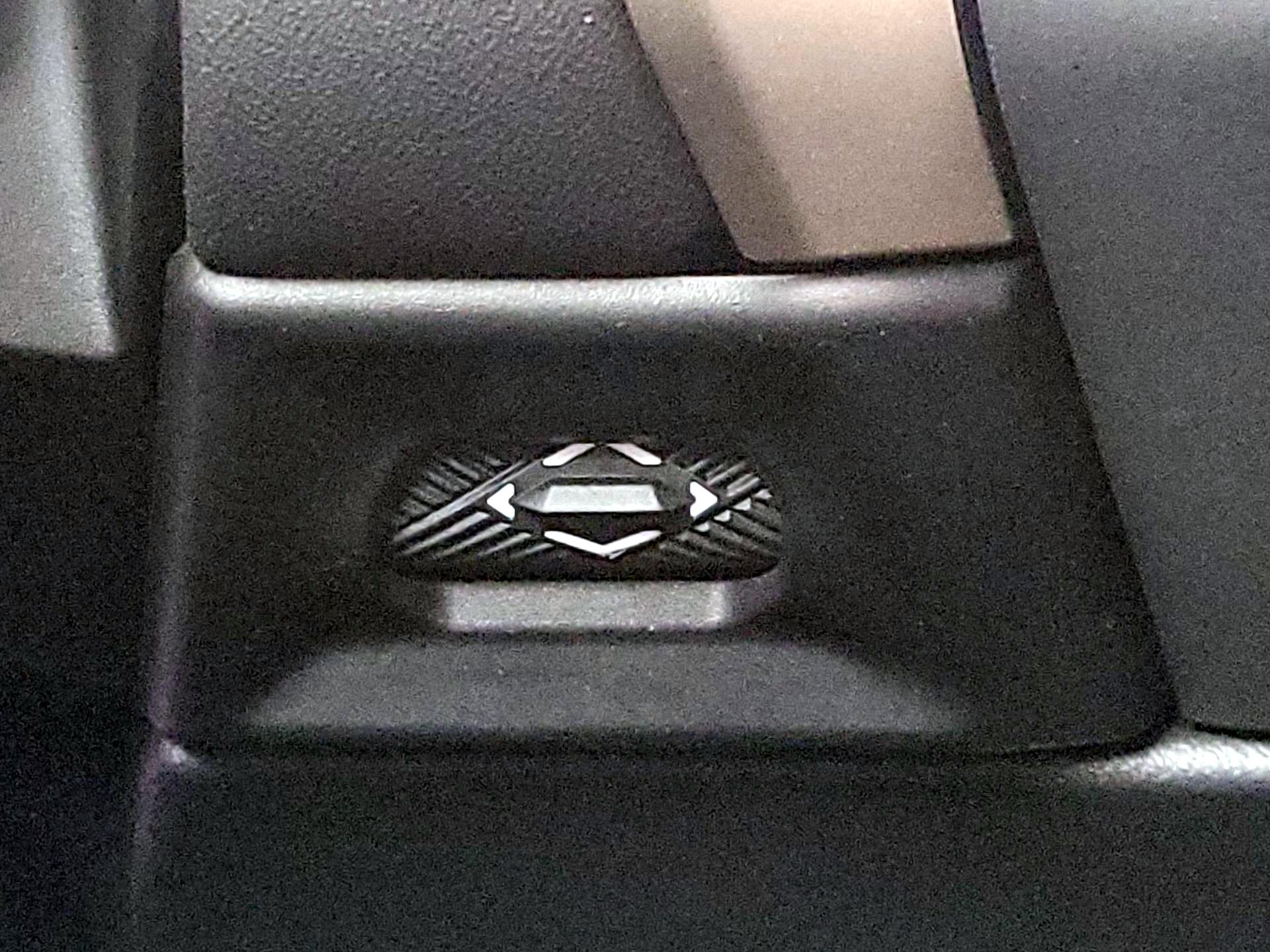 Thumbnail: 2025 BMW X3 - 13