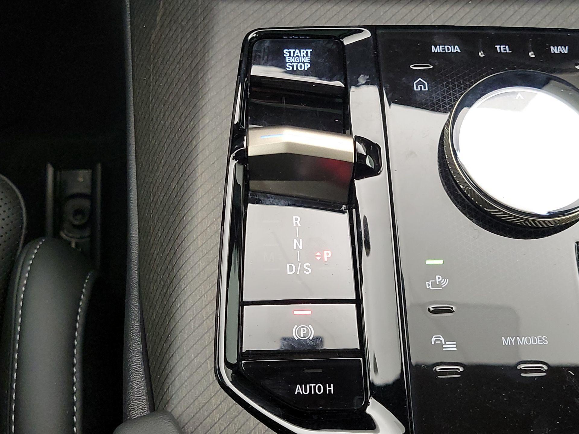 Thumbnail: 2025 BMW X3 - 17